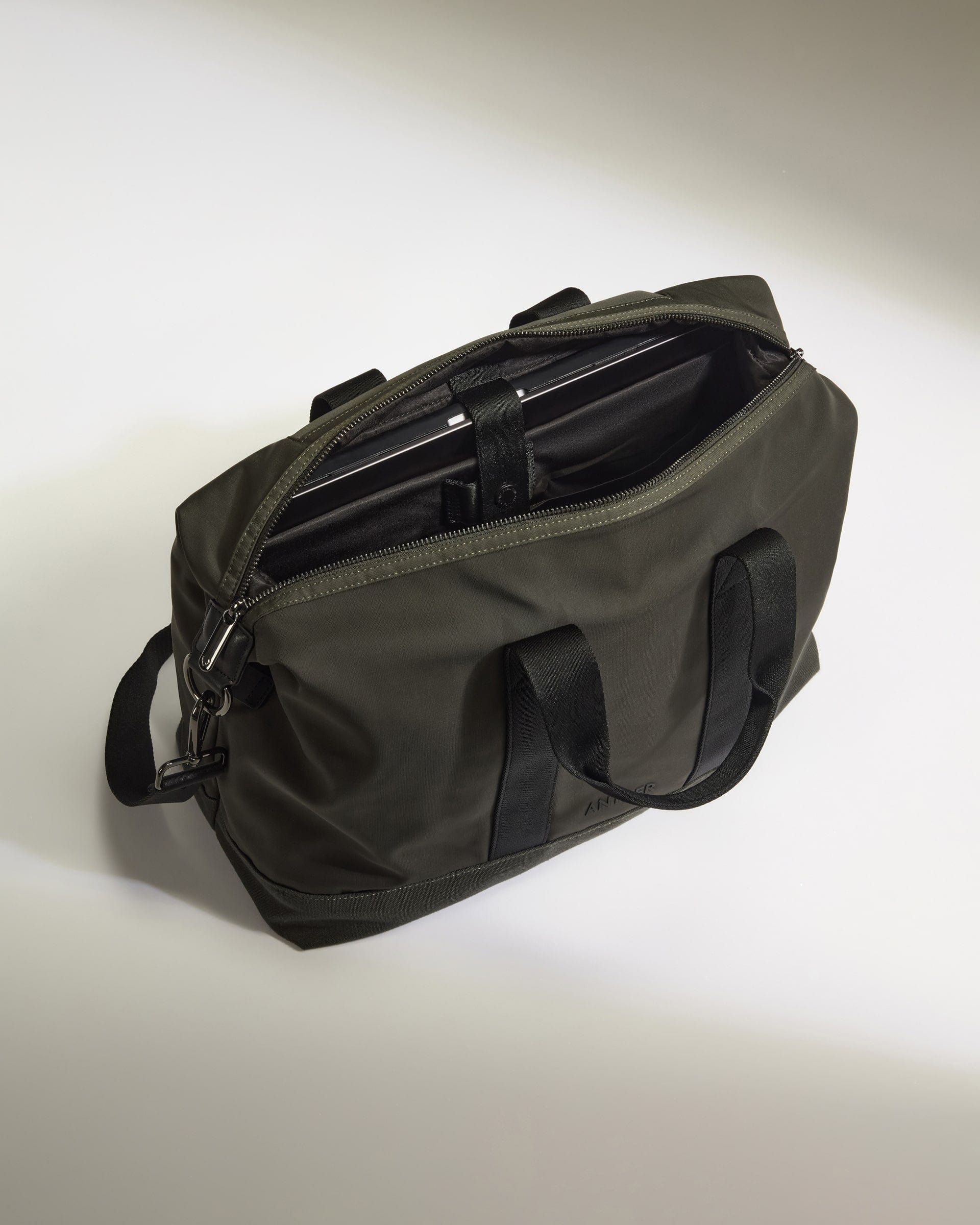 Antler Luggage -  Icon Overnight Bag in Dark Khaki Green - Overnight Bag Icon Overnight Bag in Khaki Green | Weekend Bags & Overnight Travel Bags