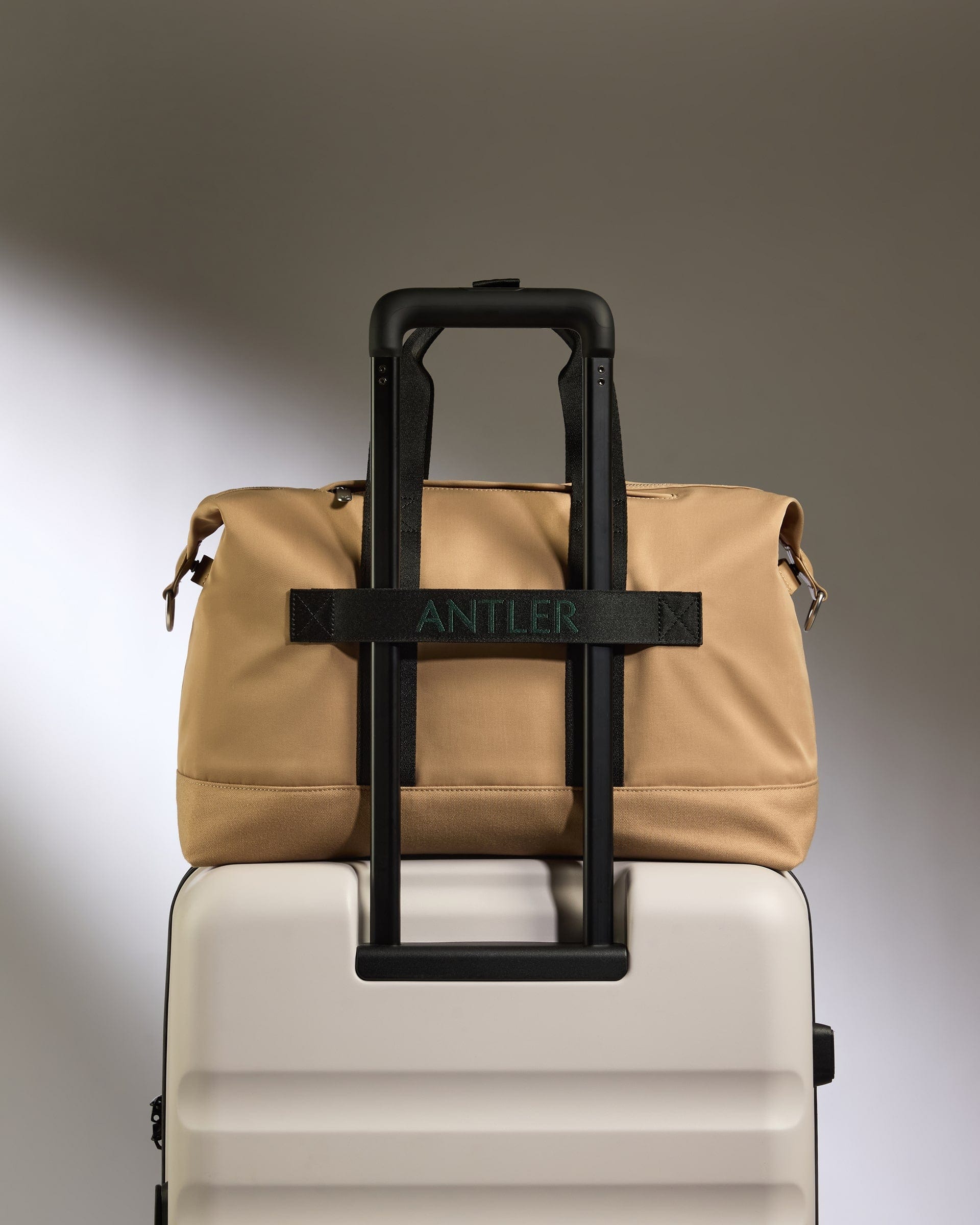 Antler Luggage -  Icon Overnight Bag in Sand - Overnight Bag Icon Overnight Bag in Beige | Weekend Bags & Overnight Travel Bags