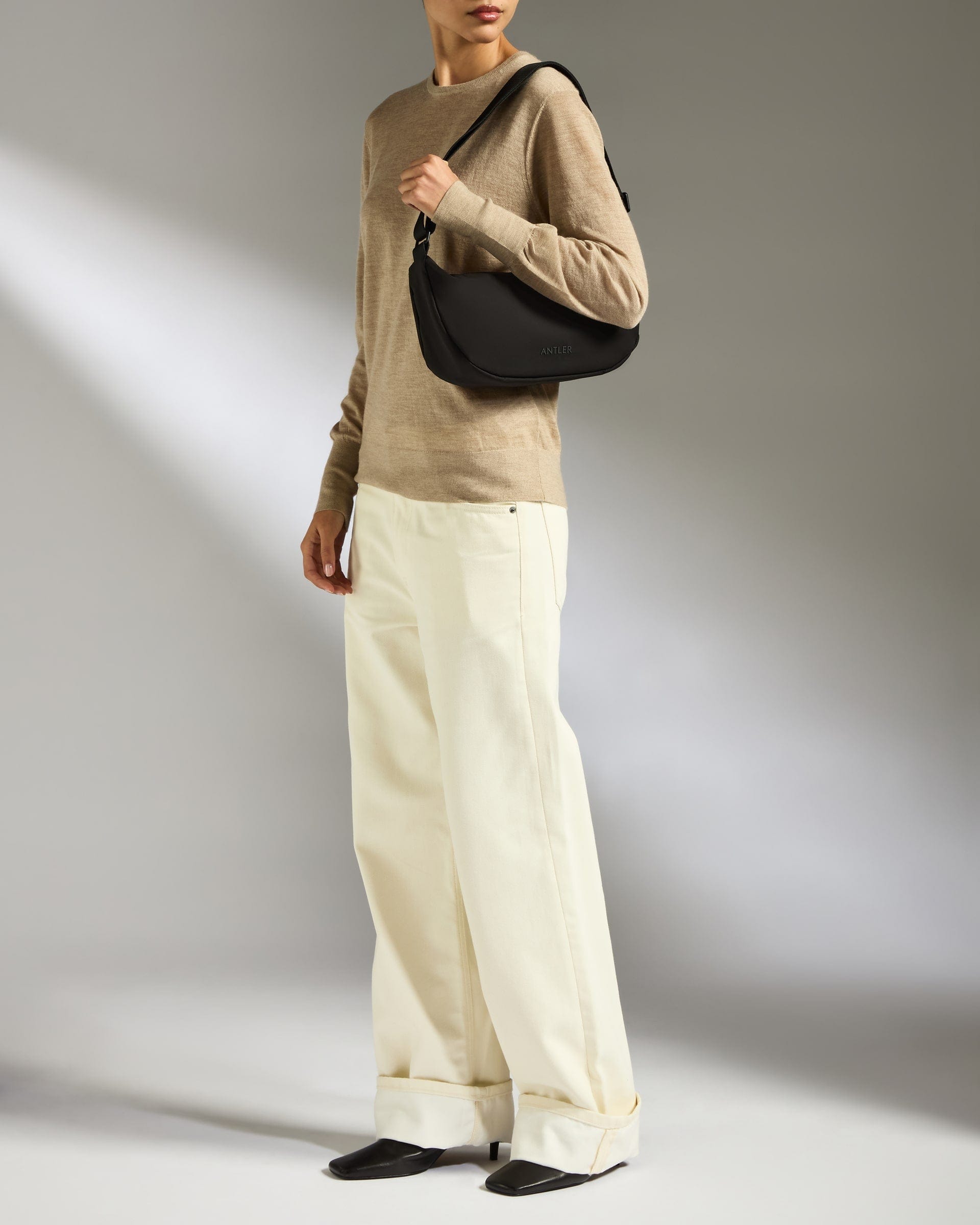 Antler Luggage -  Icon Slingbag in Black - Cross Body Bag Icon Slingbag in Black | Crossbody Travel Bag & Accessories