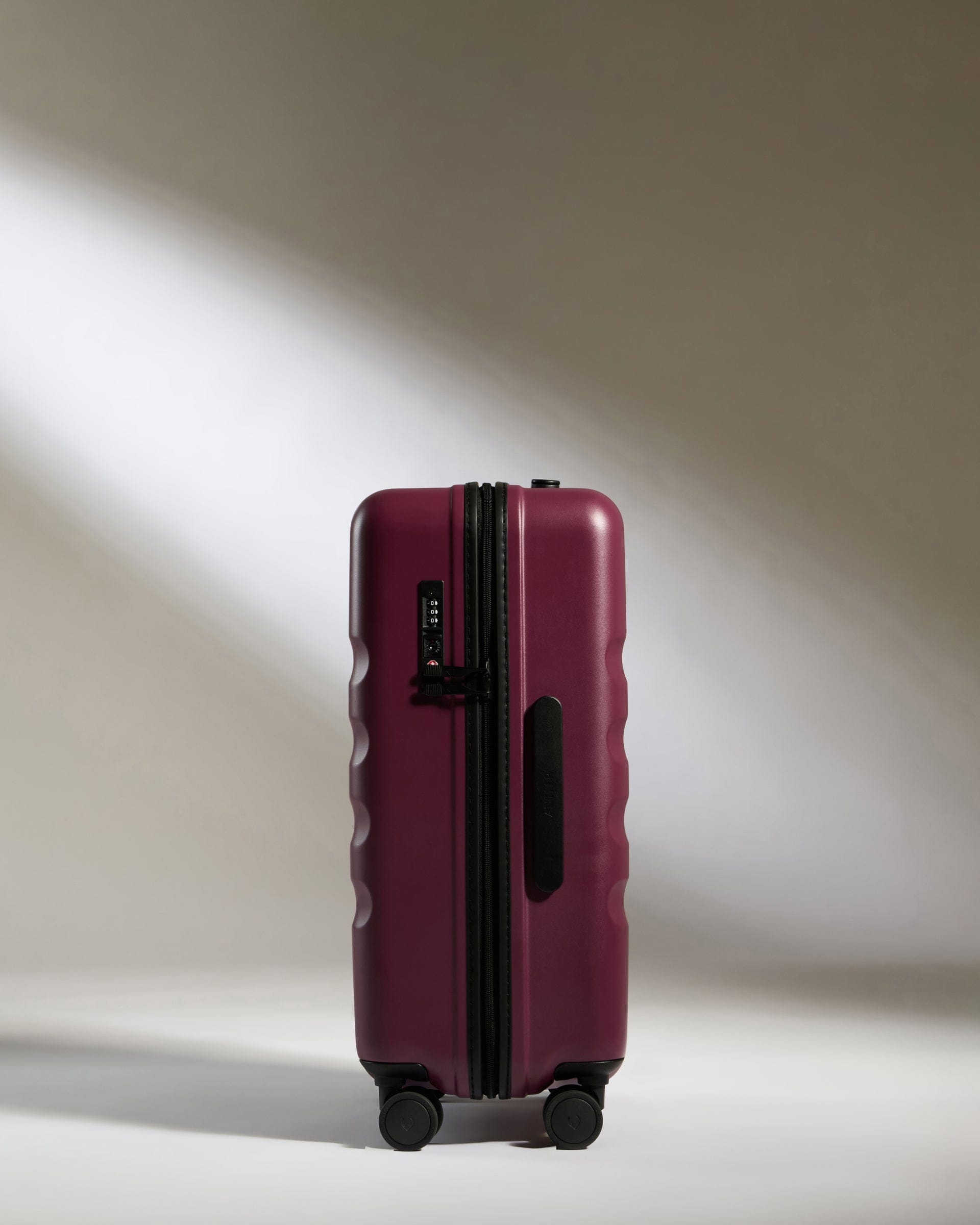 Antler Luggage -  Icon Stripe Biggest Cabin in Heather Purple - Hard Suitcase Icon Stripe Biggest Cabin in Purple | Lightweight & Hard Shell Suitcase