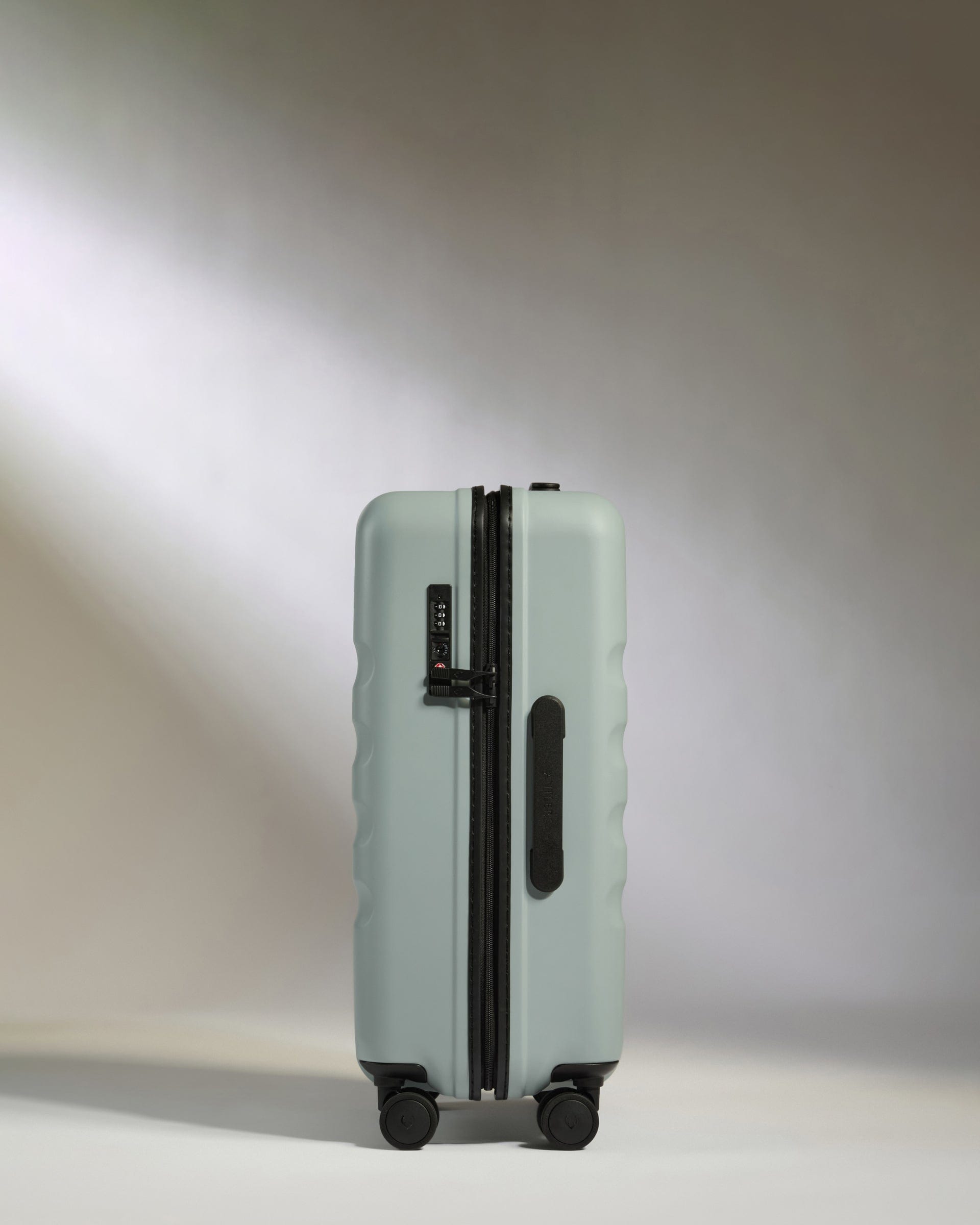 Antler Luggage -  Icon Stripe Biggest Cabin in Mist Blue - Hard Suitcase Icon Stripe Biggest Cabin in Blue | Lightweight & Hard Shell Suitcase