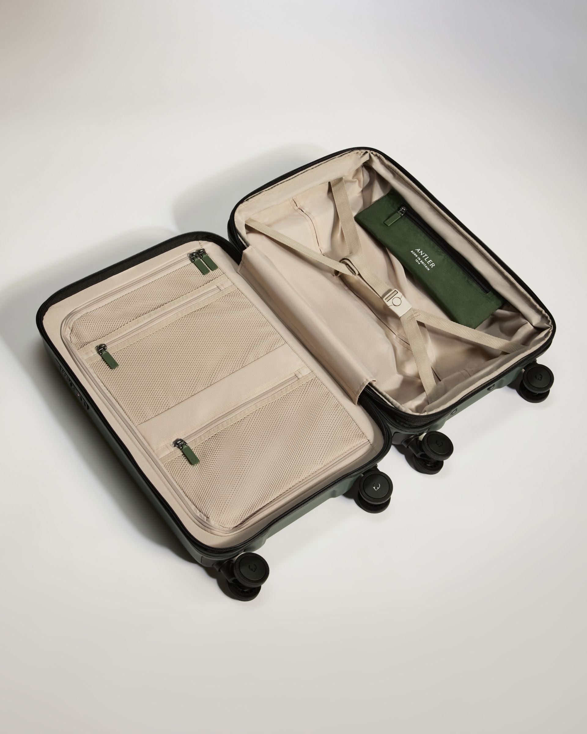 Antler Luggage -  Icon Stripe Cabin with Expander in Antler Green - Hard Suitcase Icon Stripe Cabin with Expander in Green | Lightweight & Hard Shell Suitcase