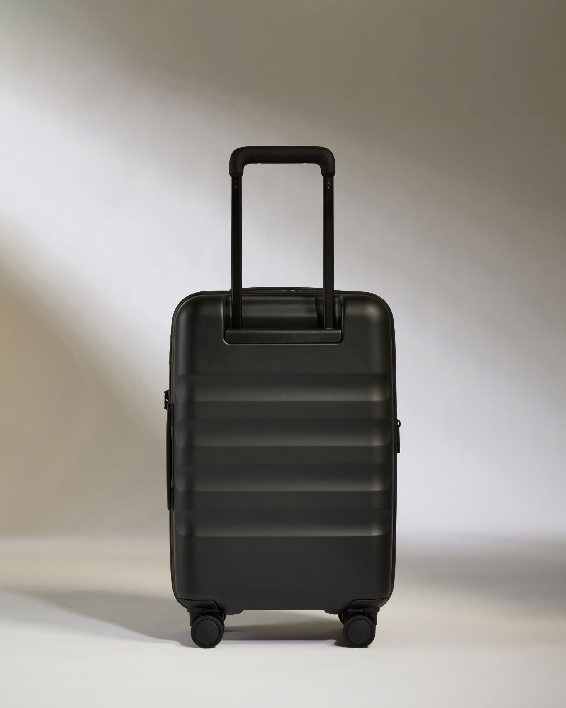 Antler Luggage -  Icon Stripe Cabin with Expander in Black - Hard Suitcase Icon Stripe Cabin with Expander in Black | Lightweight & Hard Shell Suitcase