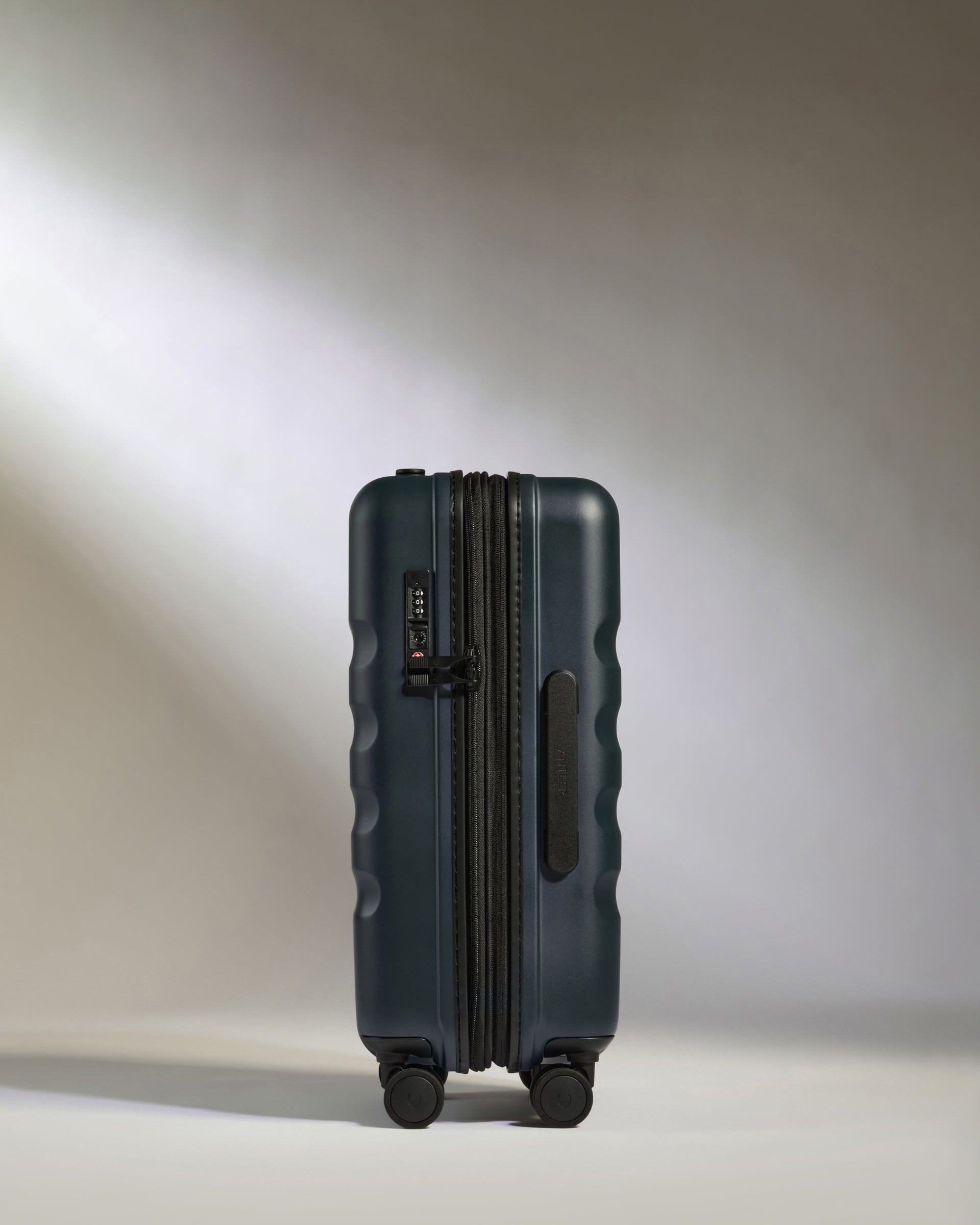 Antler Luggage -  Icon Stripe Cabin with Expander in Indigo Blue - Hard Suitcase Icon Stripe Cabin with Expander in Blue | Lightweight & Hard Shell Suitcase