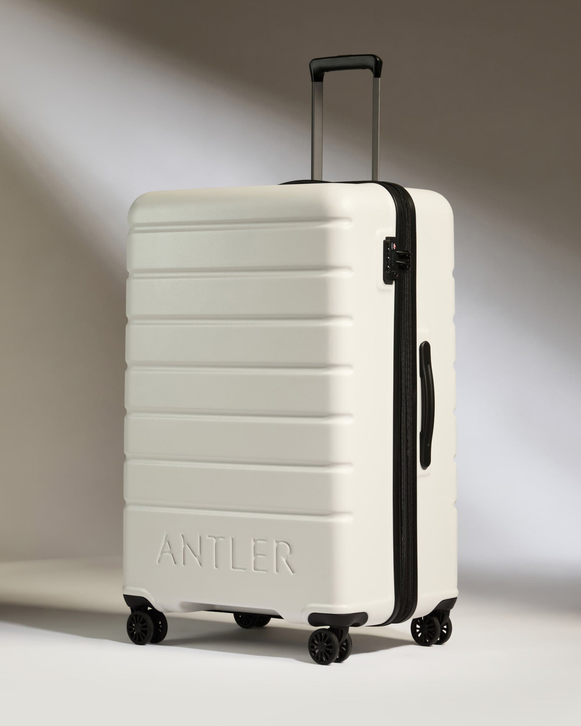 Lightest hard case luggage hotsell