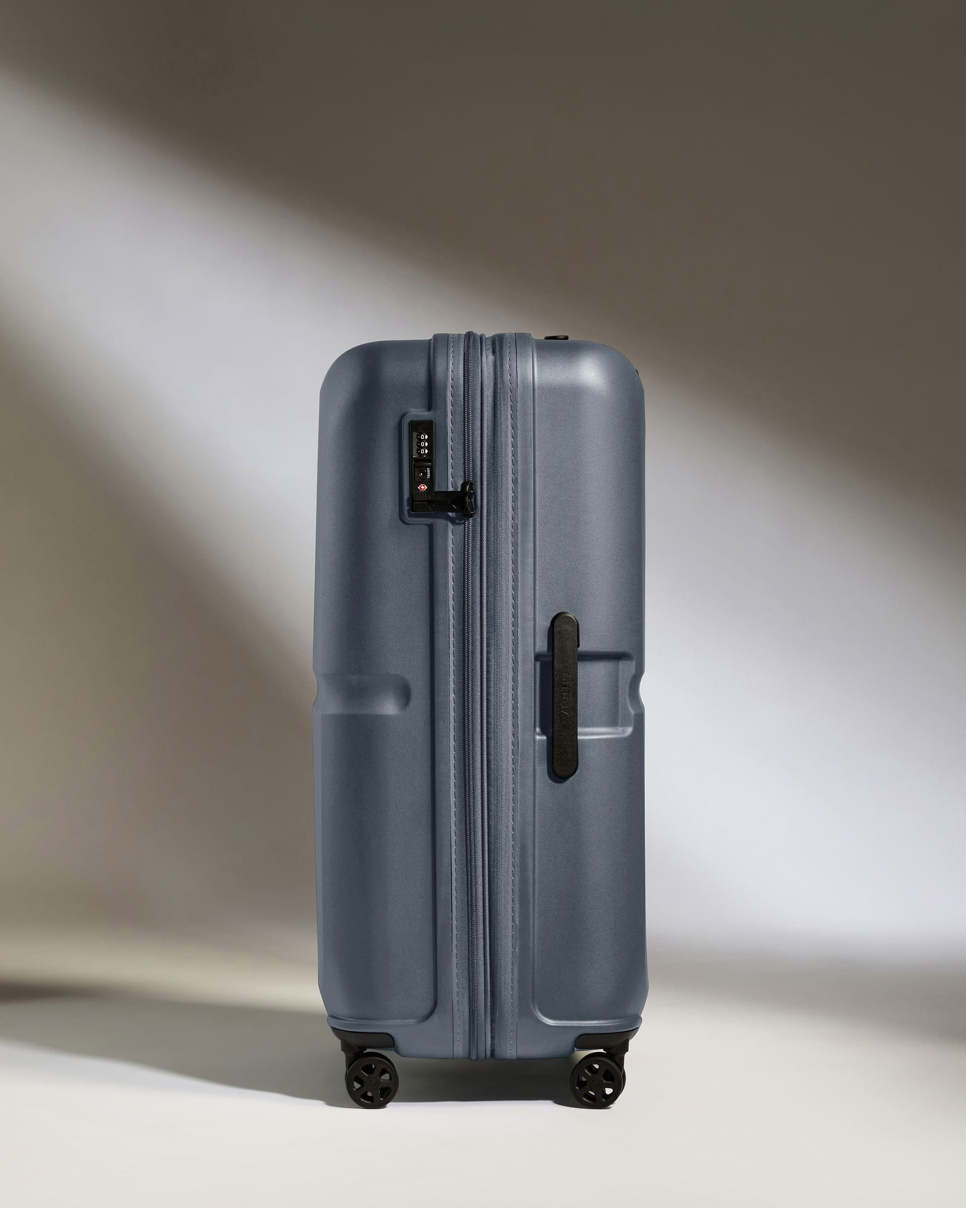 Antler Luggage -  Large Suitcase in Atlantic Grey - Single Stripe - Hard Suitcase - Large Large Suitcase in Grey - Single Stripe | Checked Luggage & Large Suitcases