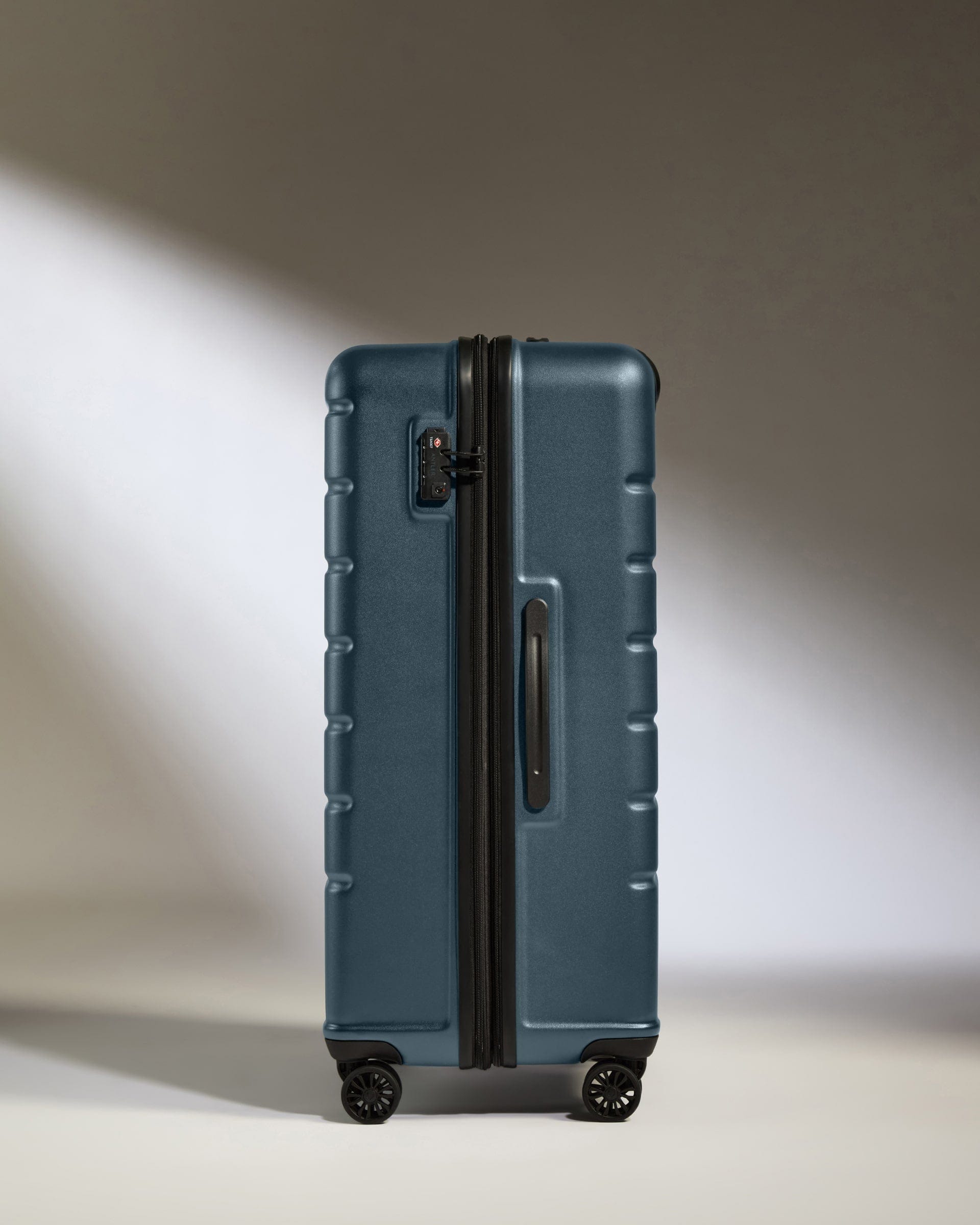 Antler Luggage -  Large Suitcase in Blue Grey - Logo - Hard Suitcase - Large Large Suitcase Blue Grey - Logo | Lightweight Hard Shell Luggage