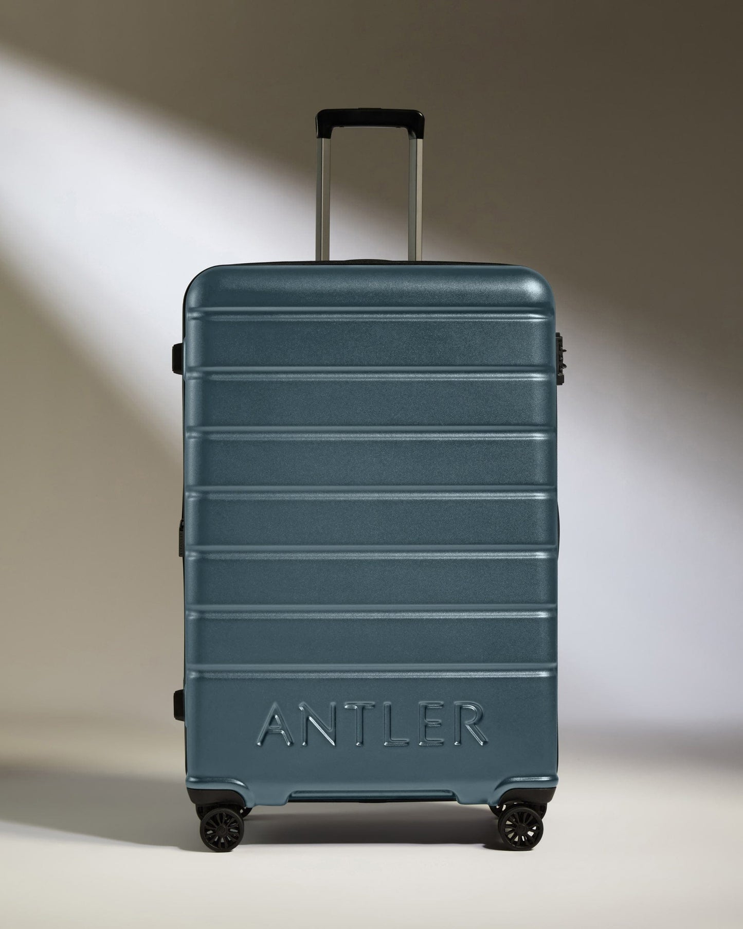 Antler Luggage -  Large Suitcase in Blue Grey - Logo - Hard Suitcase - Large Large Suitcase Blue Grey - Logo | Lightweight Hard Shell Luggage