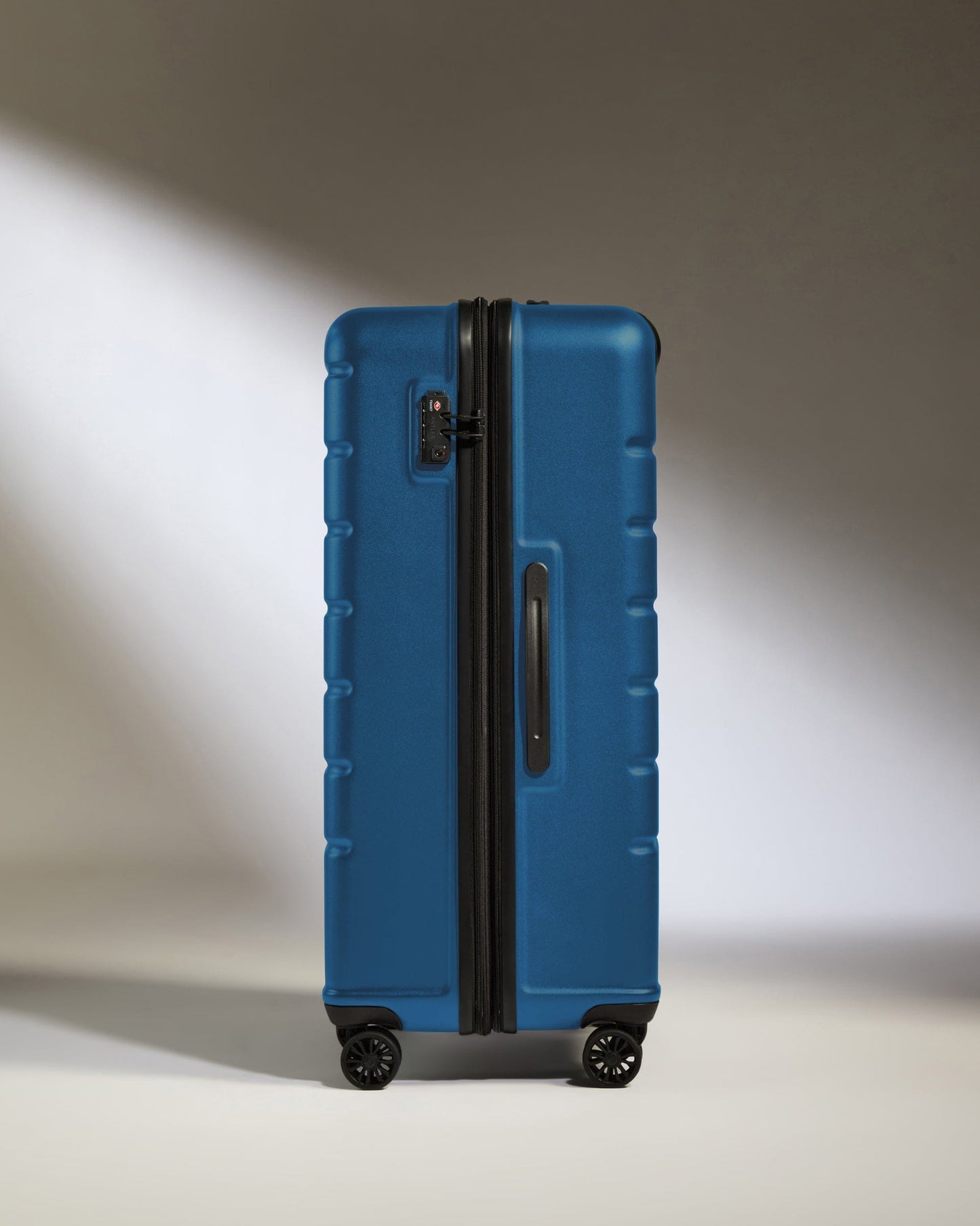 Antler Luggage -  Large Suitcase in Bold Blue - Logo - Hard Suitcase - Large Large Suitcase Bold Blue - Logo | Lightweight Hard Shell Luggage