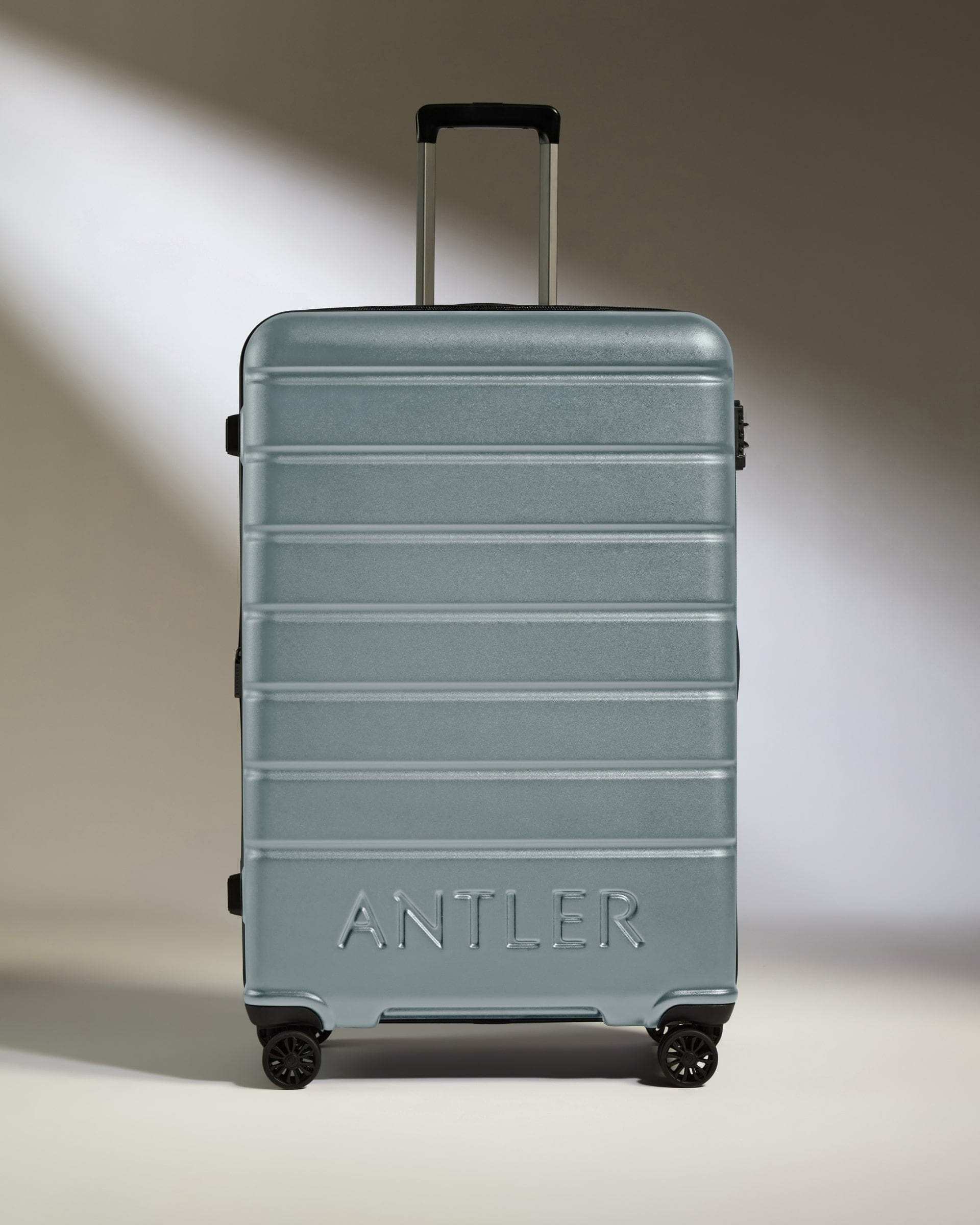 Antler Luggage -  Large Suitcase in Cool Grey - Logo - Hard Suitcase - Large Large Suitcase Cool Grey - Logo | Lightweight Hard Shell Luggage