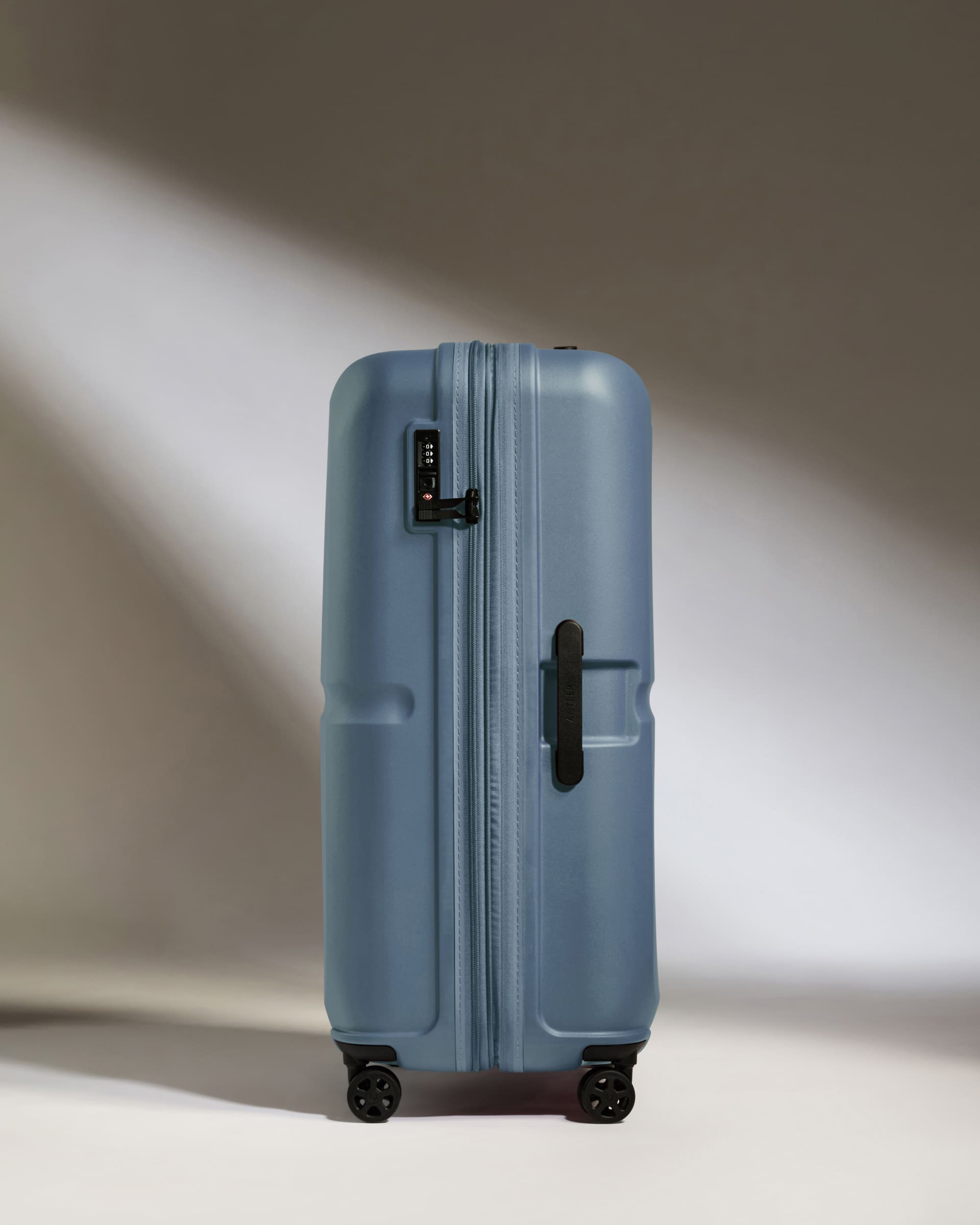 Antler Luggage -  Large Suitcase in Cove Blue - Single Stripe - Hard Suitcase Large Suitcase in Light Blue - Single Stripe | Checked Luggage & Large Suitcases