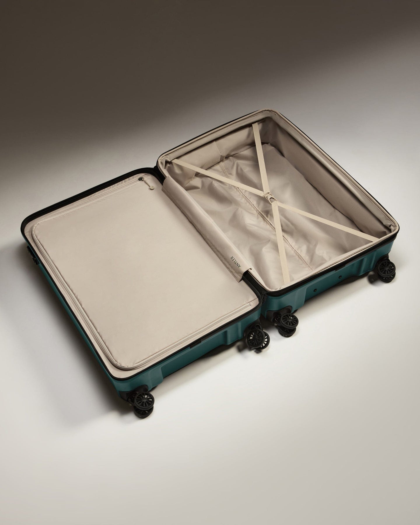Antler Luggage -  Large Suitcase in Dark Teal - Logo - Hard Suitcase - Large Large Suitcase Dark Teal - Logo | Lightweight Hard Shell Luggage