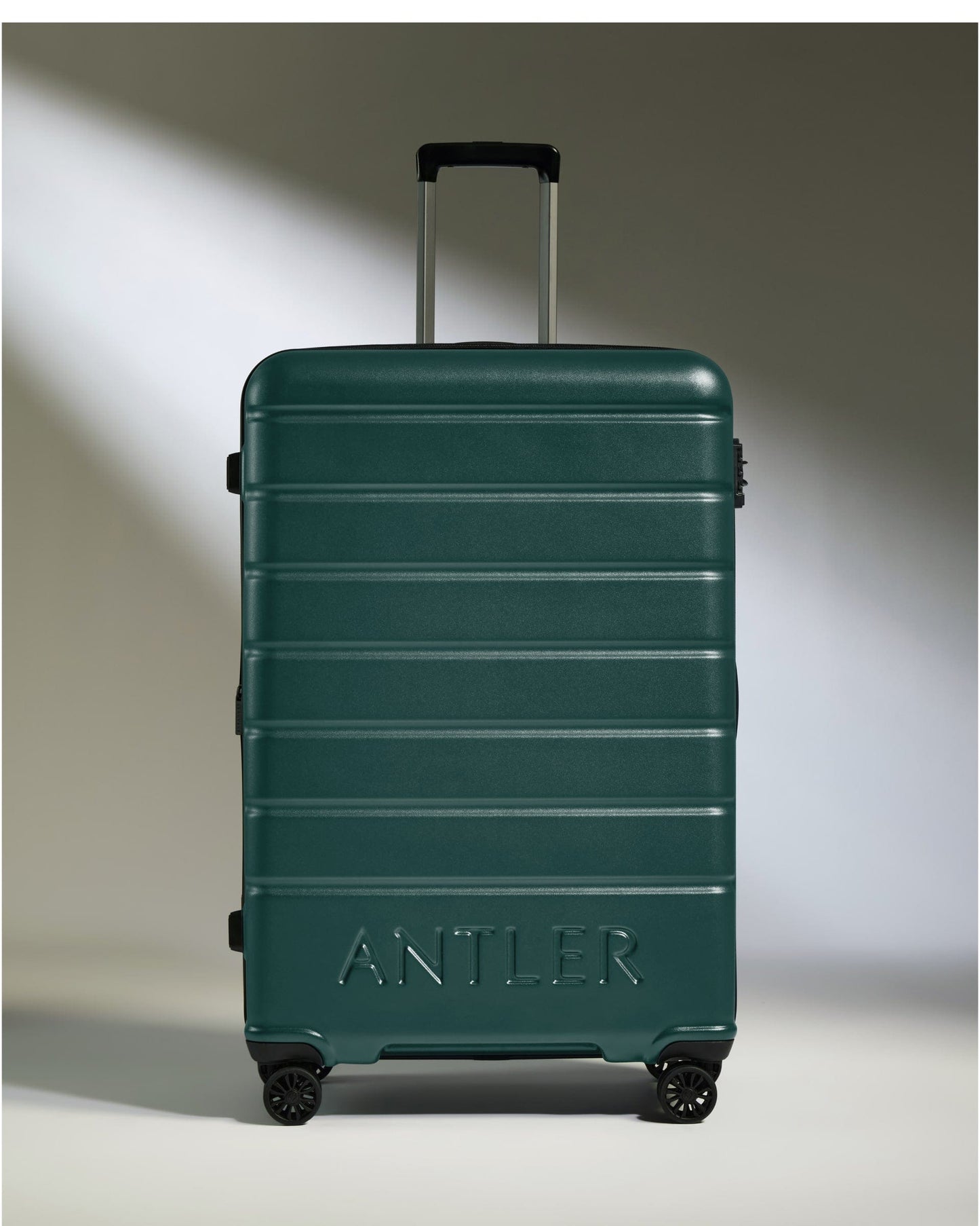 Antler Luggage -  Large Suitcase in Dark Teal - Logo - Hard Suitcase - Large Large Suitcase Dark Teal - Logo | Lightweight Hard Shell Luggage