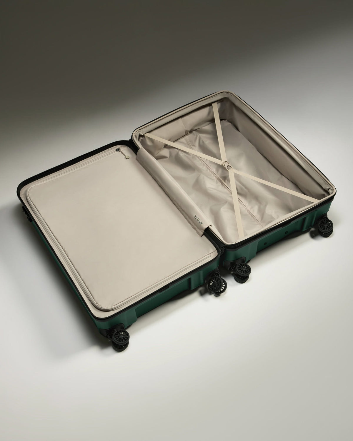 Antler Luggage -  Large Suitcase in Dark Teal - Logo - Hard Suitcase - Large Large Suitcase Dark Teal - Logo | Lightweight Hard Shell Luggage