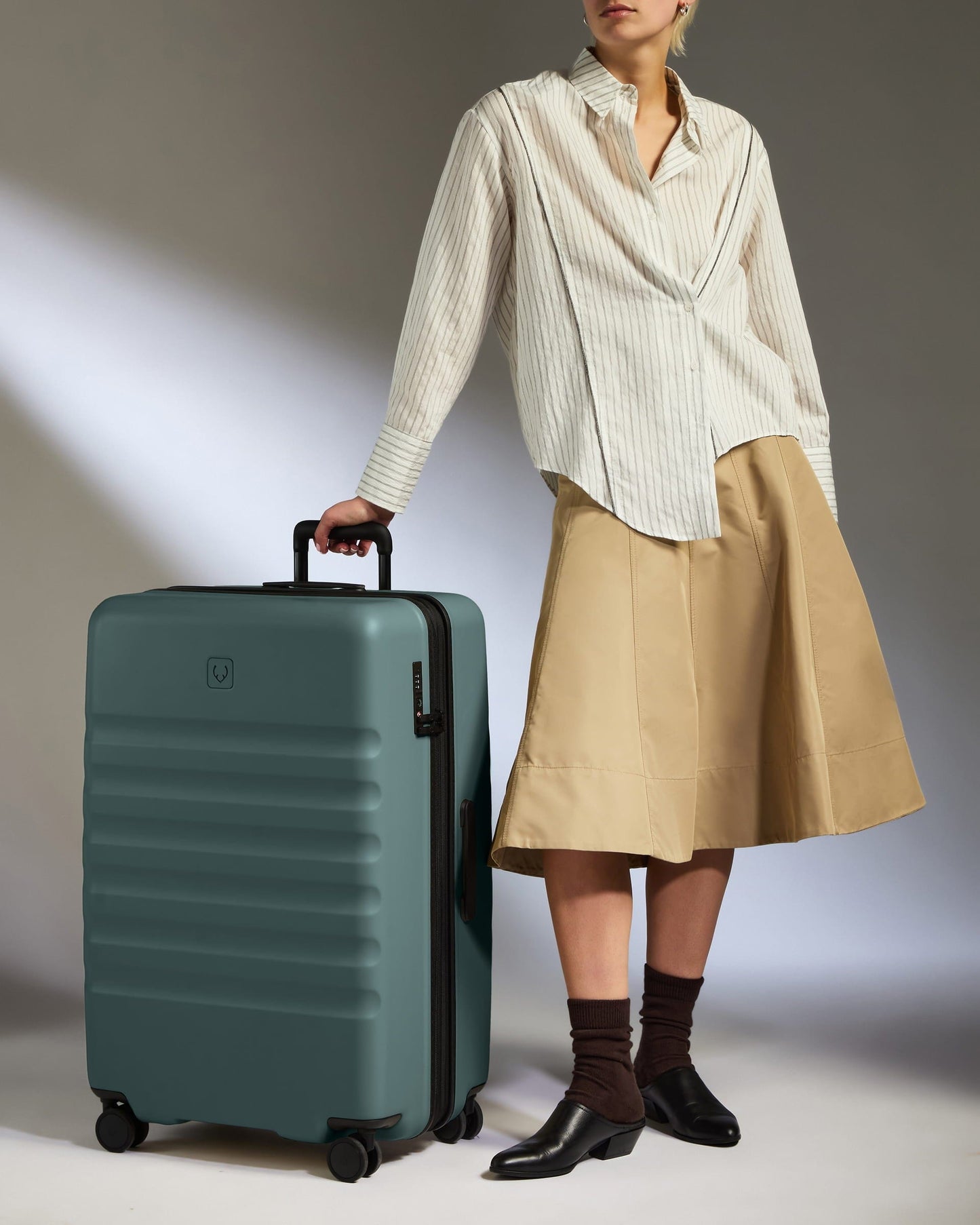 Antler Luggage -  Large Suitcase in Glade Blue - Icon Stripe - Hard Suitcase - Large Large Suitcase in Blue - Icon Stripe | Lightweight & Hard Shell Suitcase