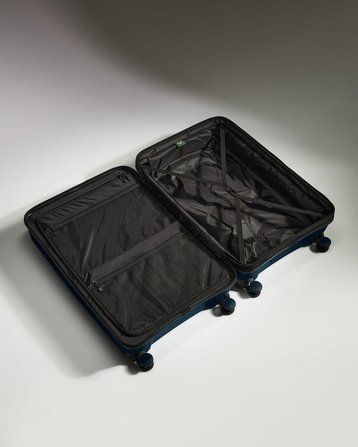 Antler Luggage -  Large Suitcase in Midnight Blue - Logo Stripe - Hard Suitcase - Large Large Suitcase Midnight Blue - Logo Stripe | Lightweight Hard Shell Luggage