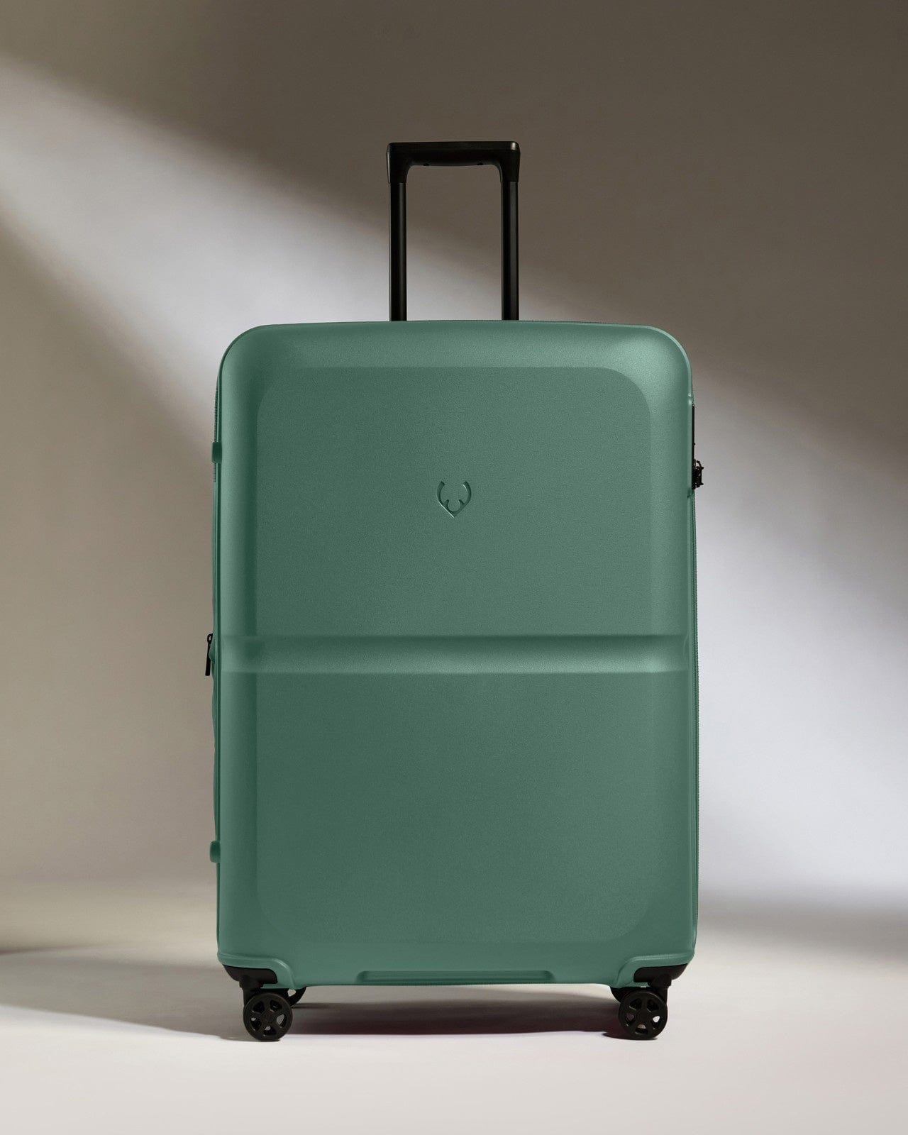 Antler Luggage -  Large Suitcase in Seagrass Green - Single Stripe - Hard Suitcase - Large Large Suitcase in Green - Single Stripe | Checked Luggage & Large Suitcases