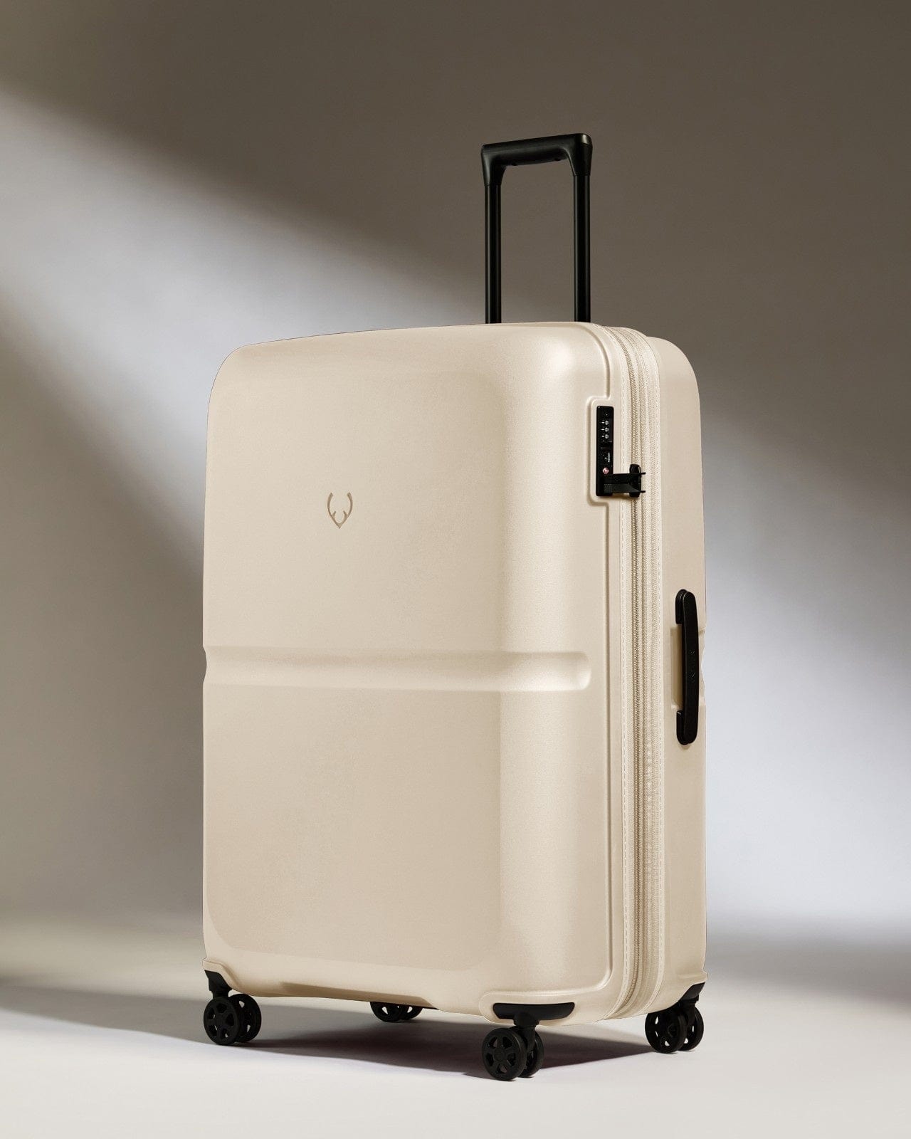 Antler Luggage -  Large Suitcase in Wheat Beige - Single Stripe - Hard Suitcase - Large Large Suitcase in Beige - Single Stripe | Checked Luggage & Large Suitcases