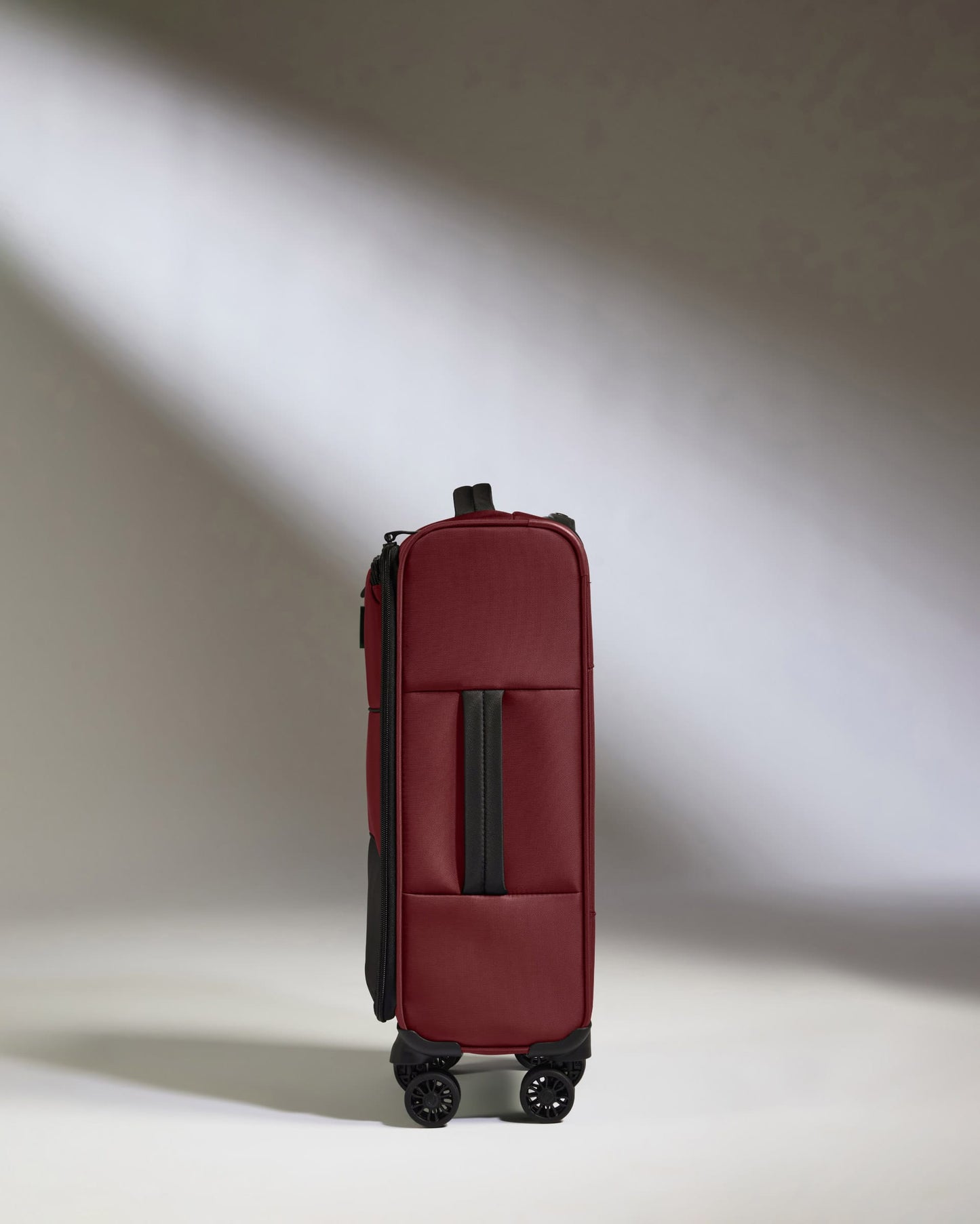 Antler Luggage -  Lightest Cabin Suitcase in Cedar - Soft Stripe 2.0 - Soft Suitcase - Standard Cabin Lightest Cabin Suitcase in Cedar - Soft Stripe 2.0 | Soft Suitcase & Cabin Bag