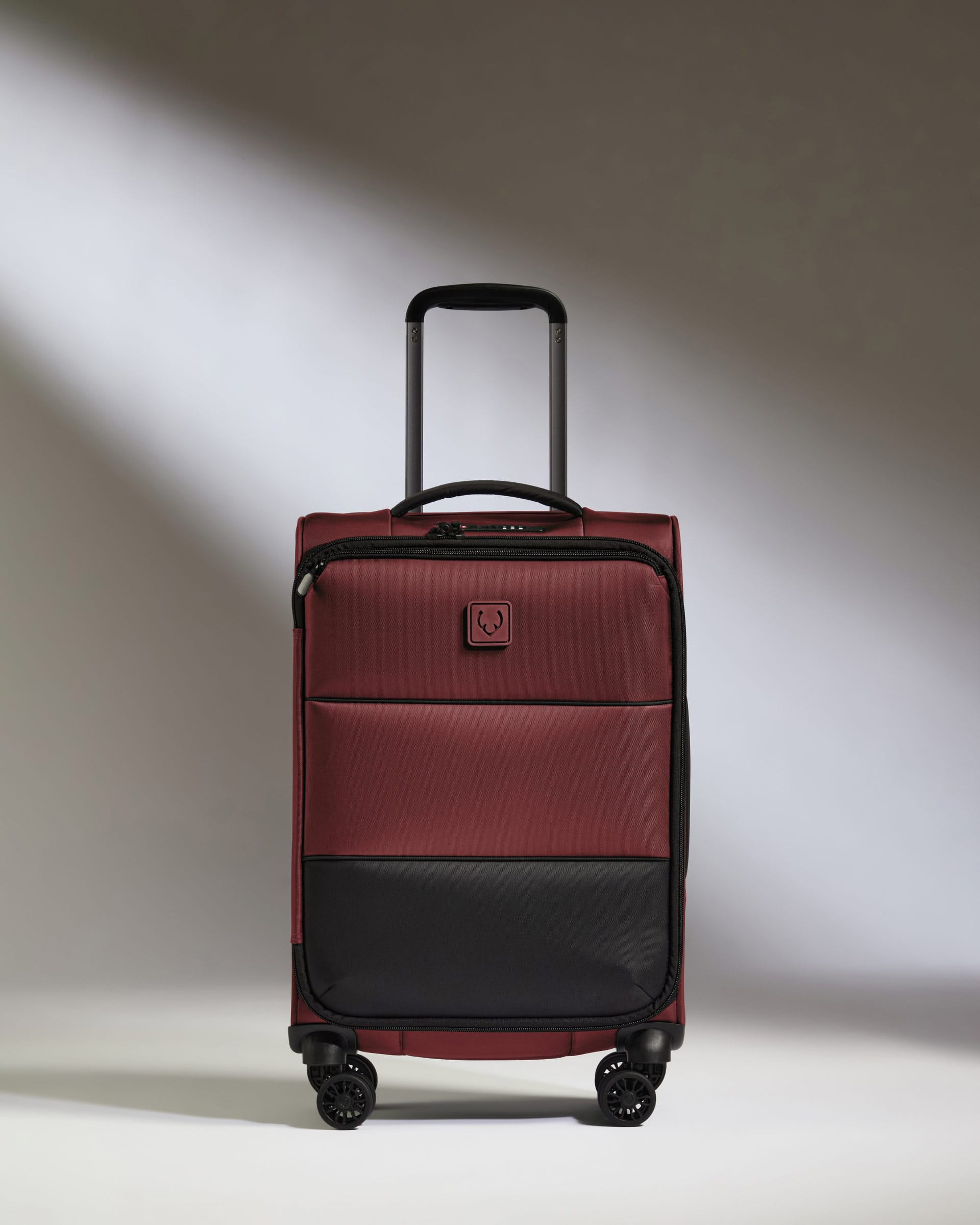 Antler Luggage -  Lightest Cabin Suitcase in Cedar - Soft Stripe 2.0 - Soft Suitcase - Standard Cabin Lightest Cabin Suitcase in Cedar - Soft Stripe 2.0 | Soft Suitcase & Cabin Bag