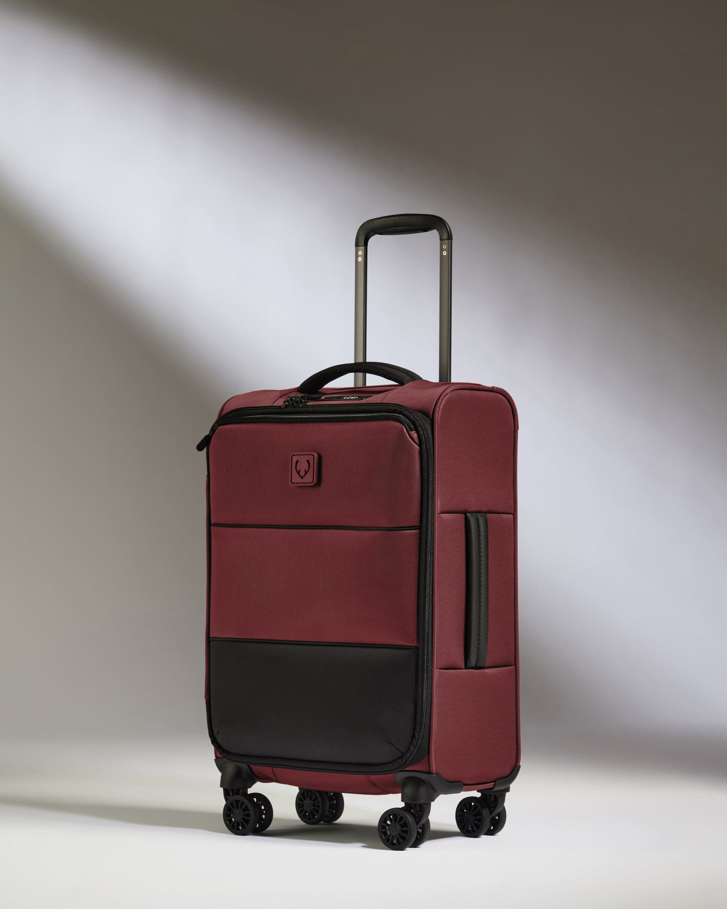 Antler Luggage -  Lightest Cabin Suitcase in Cedar - Soft Stripe 2.0 - Soft Suitcase - Standard Cabin Lightest Cabin Suitcase in Cedar - Soft Stripe 2.0 | Soft Suitcase & Cabin Bag