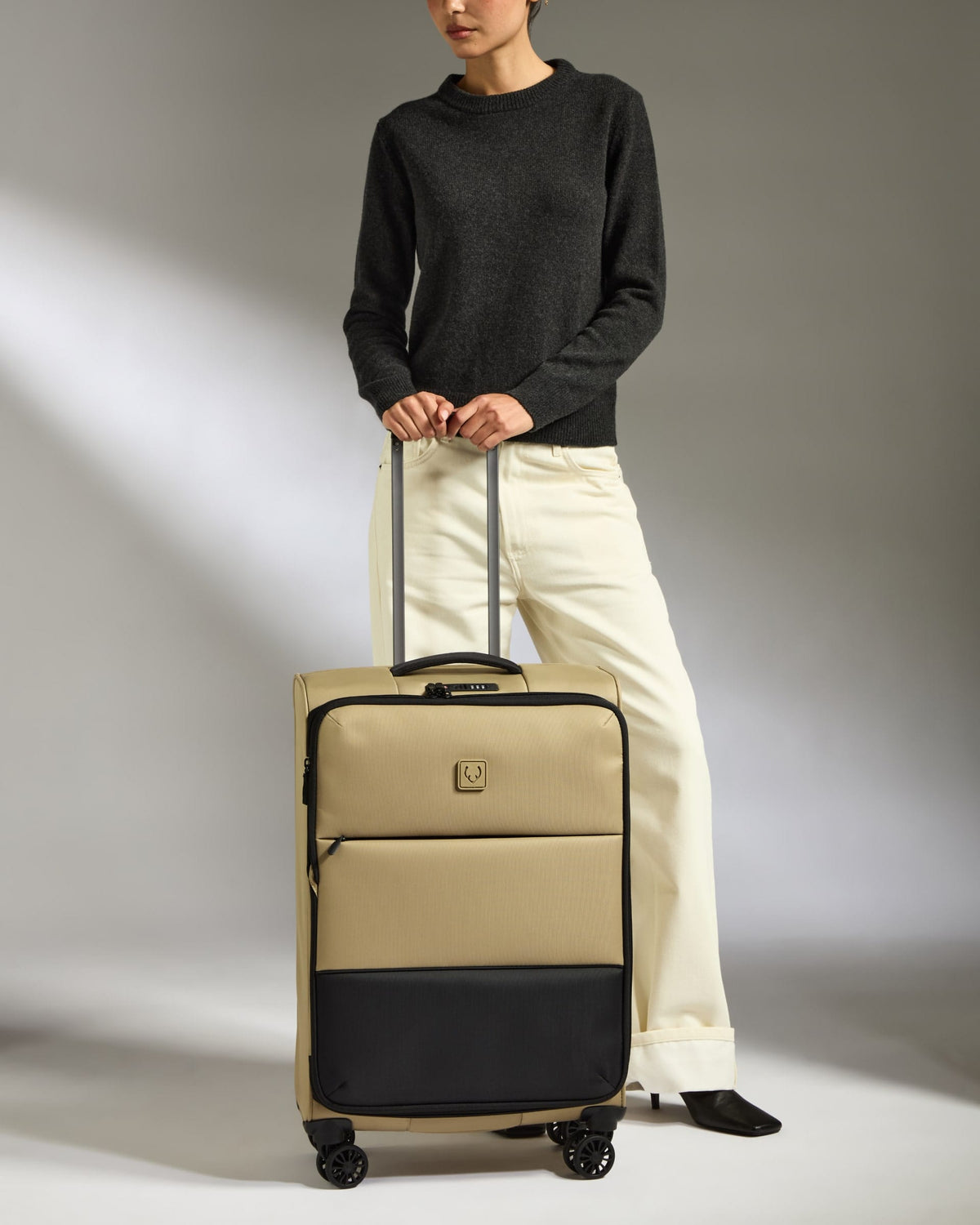 Antler Luggage -  Lightest Medium Suitcase in Sand - Soft Stripe 2.0 - Soft Suitcase - Medium Lightest Medium Suitcase in Sand Beige - Soft Stripe 2.0 | Soft Suitcase