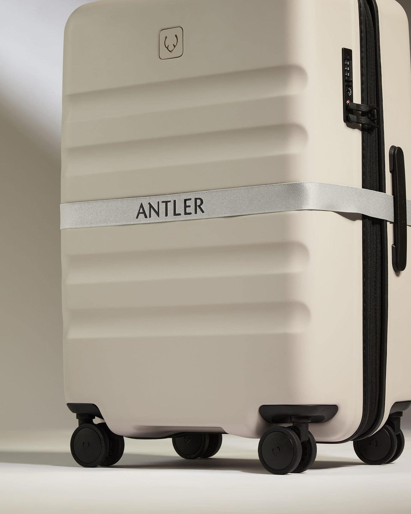 Antler Luggage -  Luggage Strap in Taupe - Luggage Straps Luggage Strap in Taupe | Adjustable Straps | Travel Accessories