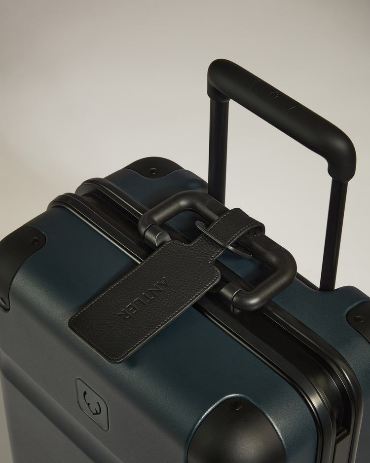 Antler Luggage -  Luggage Tag in Black Leather - Heritage - Luggage Tags Luggage Tag in Black Leather - Heritage | Travel Accessories