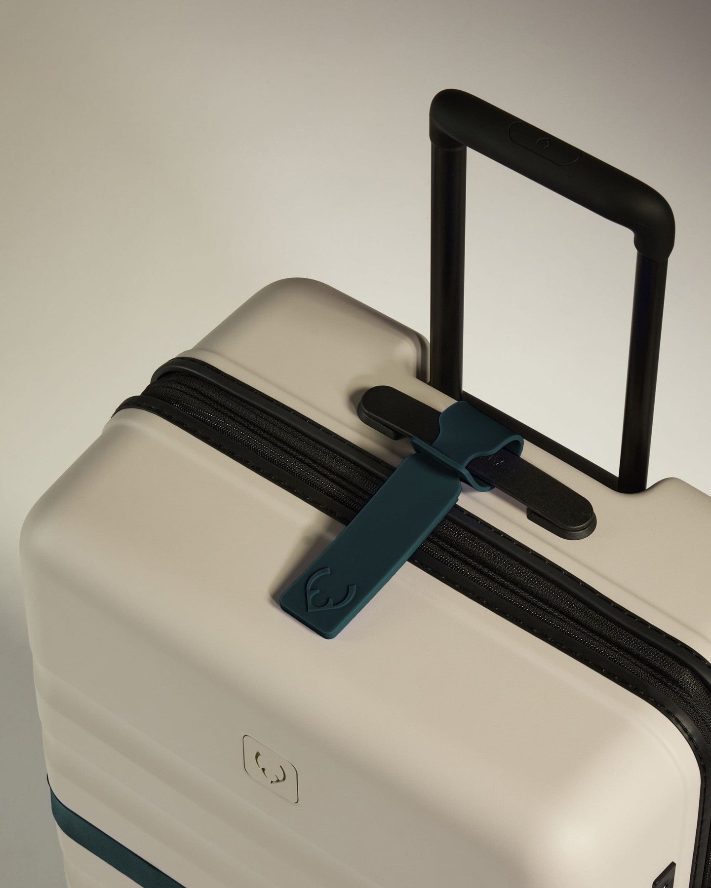 Antler Luggage -  Luggage Tag in Indigo Blue - Luggage Tags Luggage Tag in Navy | Suitcase & Bag | Silicone Tags