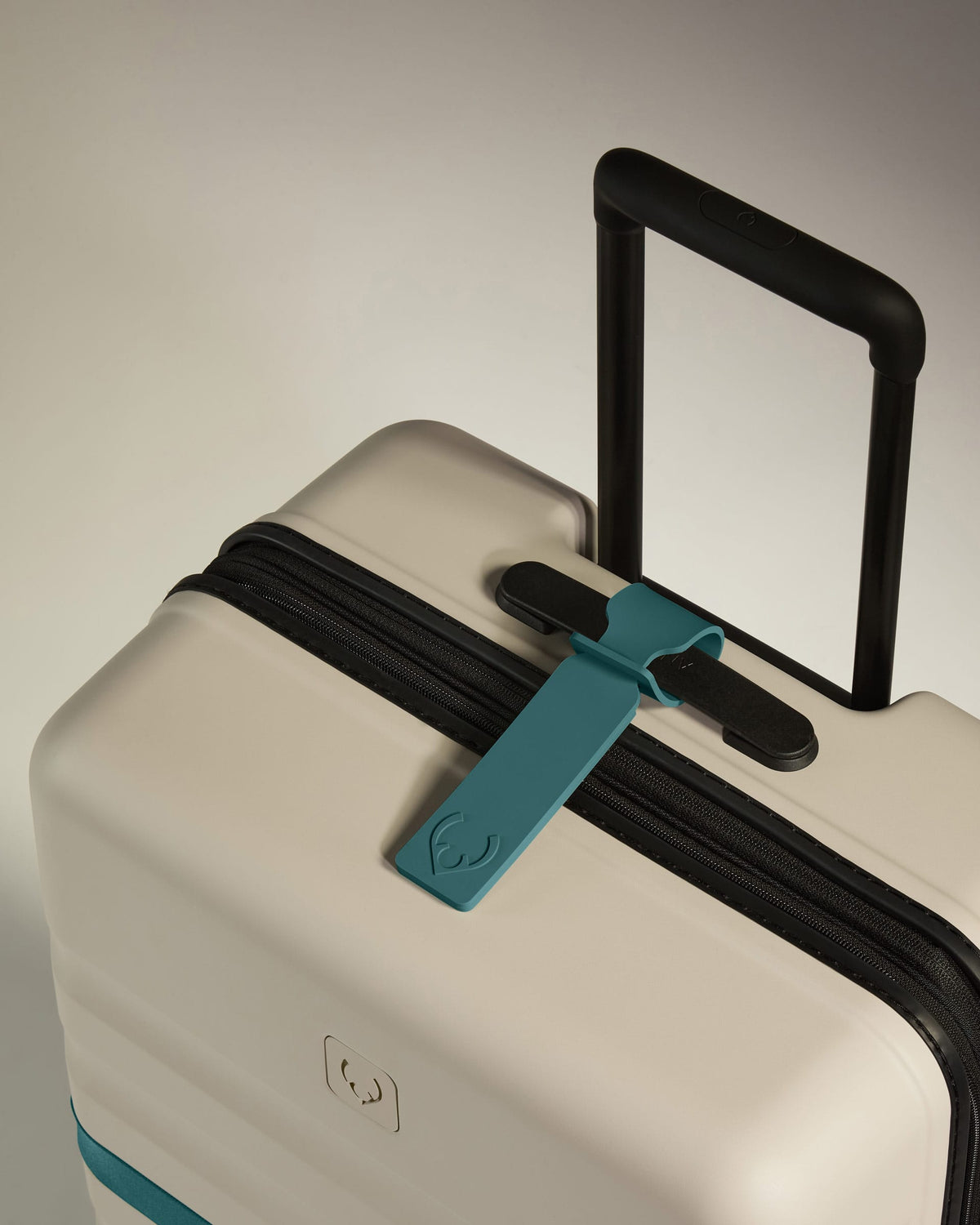 Antler Luggage -  Luggage Tag in Marsh Blue - Luggage Tags Luggage Tag in Glade Blue | Suitcase & Bag | Silicone Tags