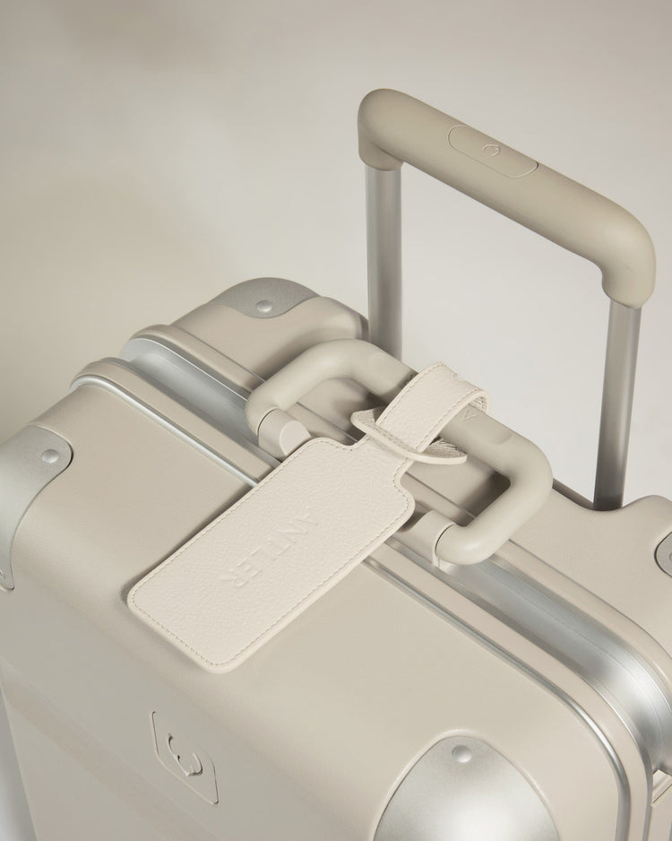 Antler Luggage -  Luggage Tag in Sandstone Leather - Heritage - Luggage Tags Luggage Tag in Sandstone Leather - Heritage | Travel Accessories