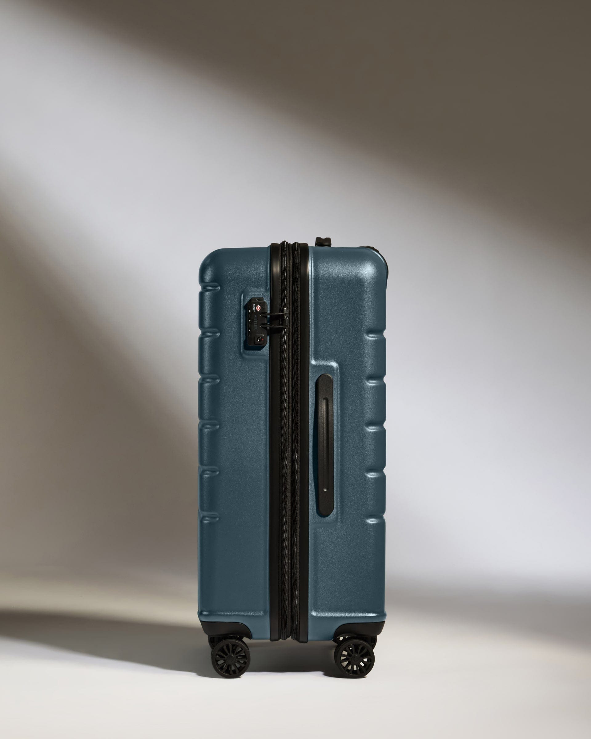 Antler Luggage -  Medium Suitcase in Blue Grey - Logo - Hard Suitcase - Medium Medium Suitcase Blue Grey - Logo | Lightweight Hard Shell Luggage