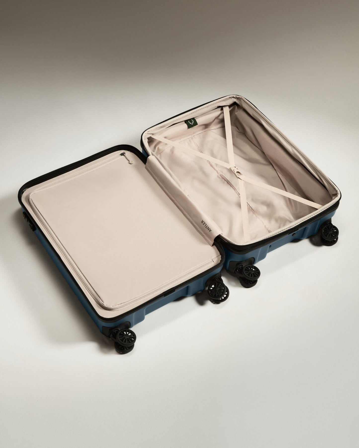 Antler Luggage -  Medium Suitcase in Blue Grey - Logo - Hard Suitcase - Medium Medium Suitcase Blue Grey - Logo | Lightweight Hard Shell Luggage