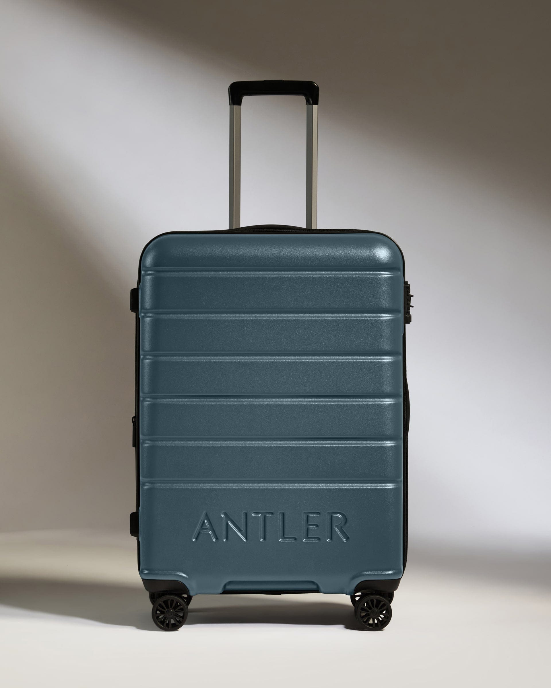 Antler Luggage -  Medium Suitcase in Blue Grey - Logo - Hard Suitcase - Medium Medium Suitcase Blue Grey - Logo | Lightweight Hard Shell Luggage