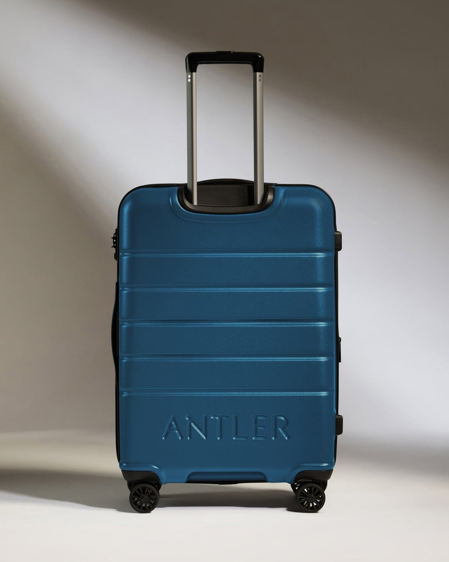 Antler Luggage -  Medium Suitcase in Bold Blue - Logo - Hard Suitcase - Medium Medium Suitcase Bold Blue - Logo | Lightweight Hard Shell Luggage