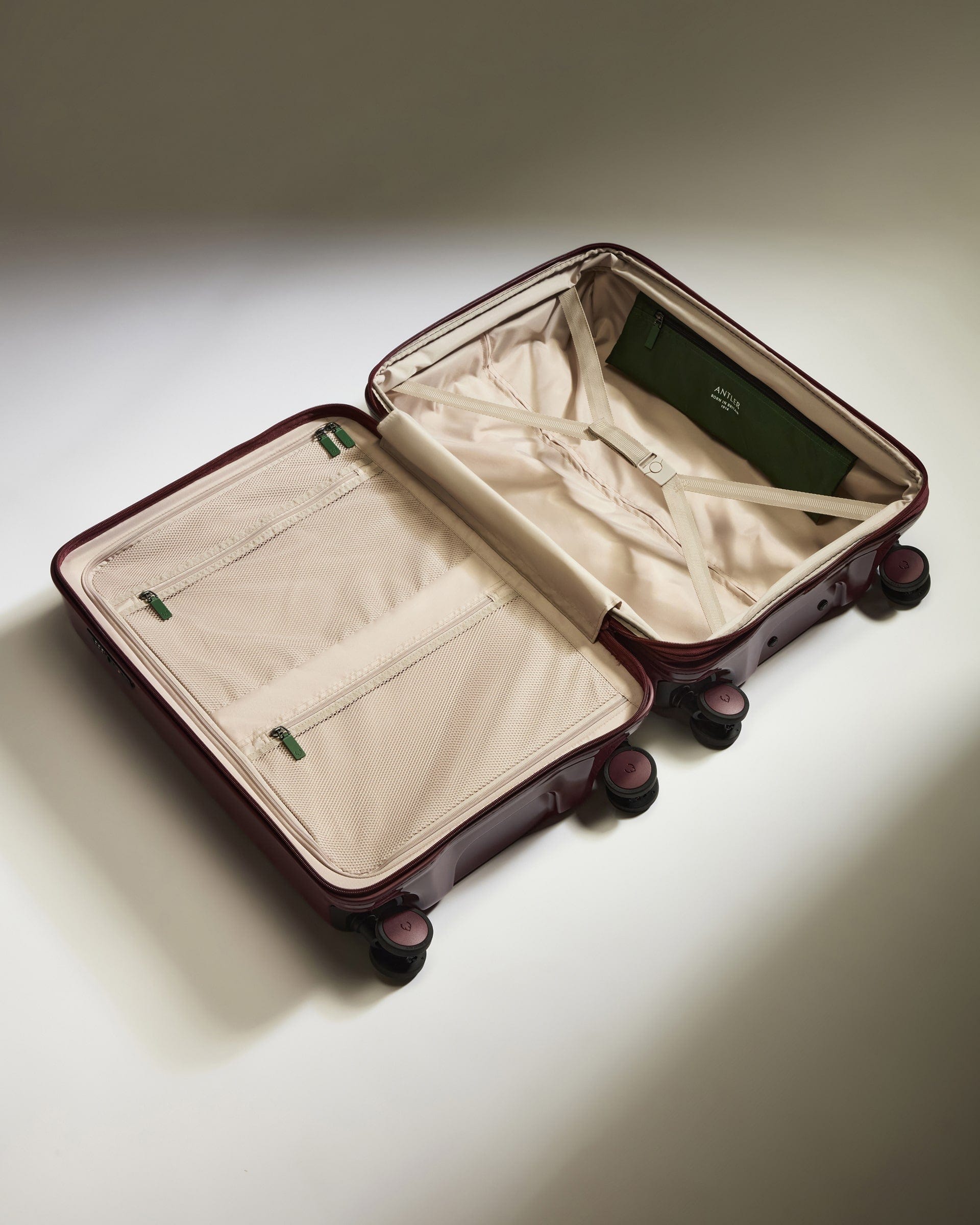 Antler Luggage -  Medium Suitcase in Cedar Red Gloss - Icon Stripe - Hard Suitcase Medium Suitcase in Red Gloss - Icon Stripe | Lightweight & Hard Shell Suitcase