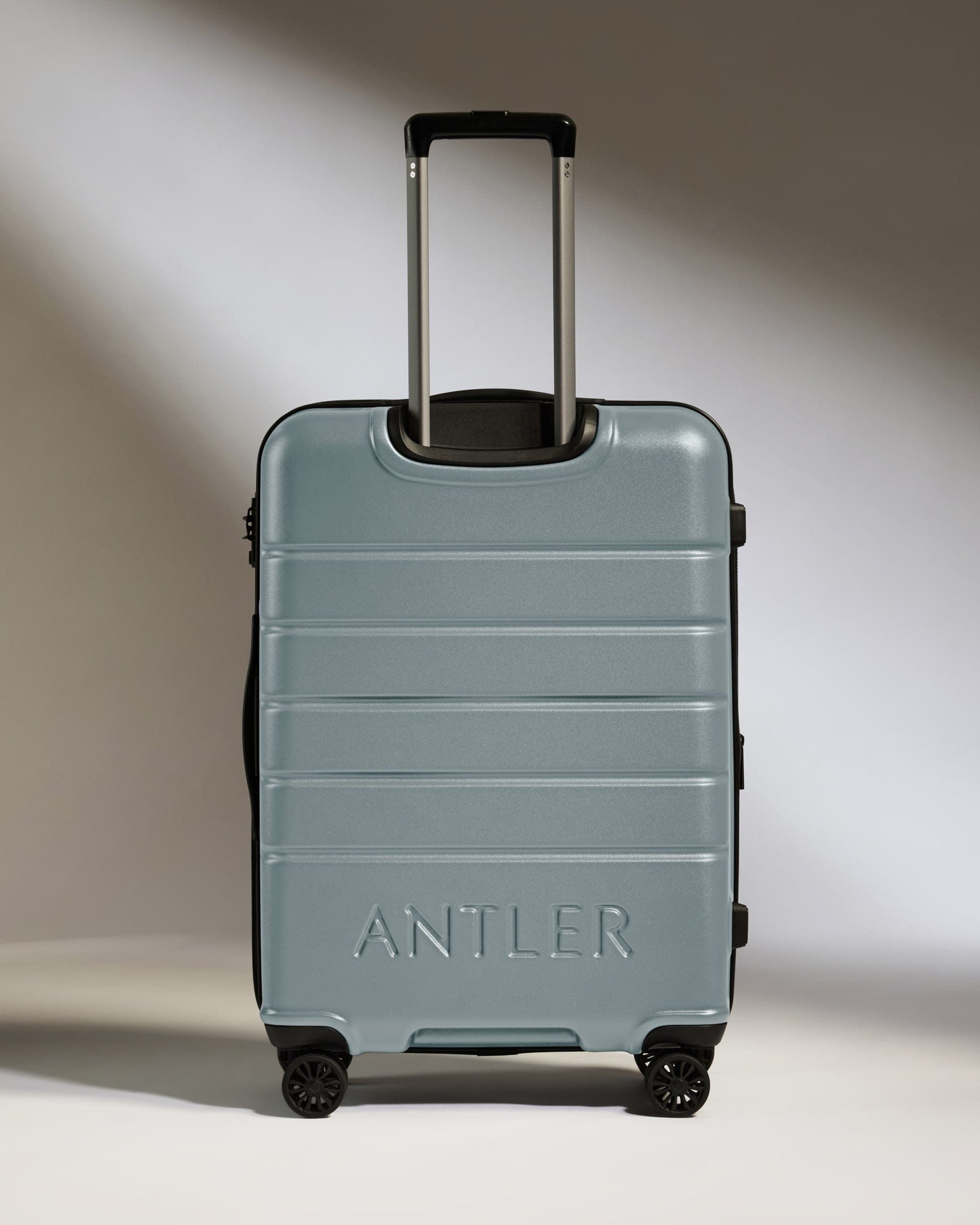 Antler Luggage -  Medium Suitcase in Cool Grey - Logo - Hard Suitcase - Medium Medium Suitcase Cool Grey - Logo | Lightweight Hard Shell Luggage