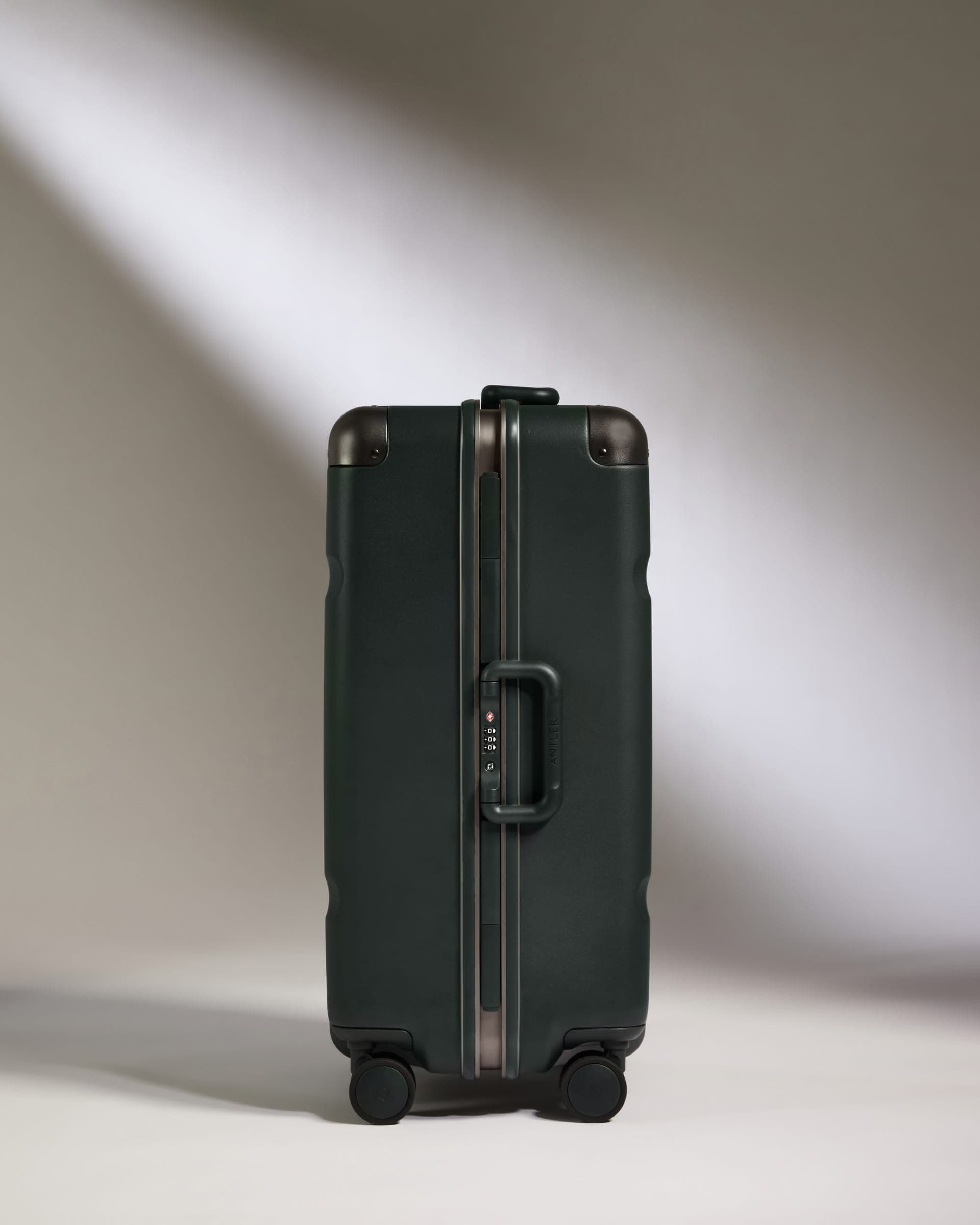 Antler Luggage -  Medium Suitcase in Dark Forest Green - Heritage Stripe - Hard Suitcase Medium Suitcase in Dark Forest Green - Heritage Stripe | Premium Hard Shell Trunk Luggage