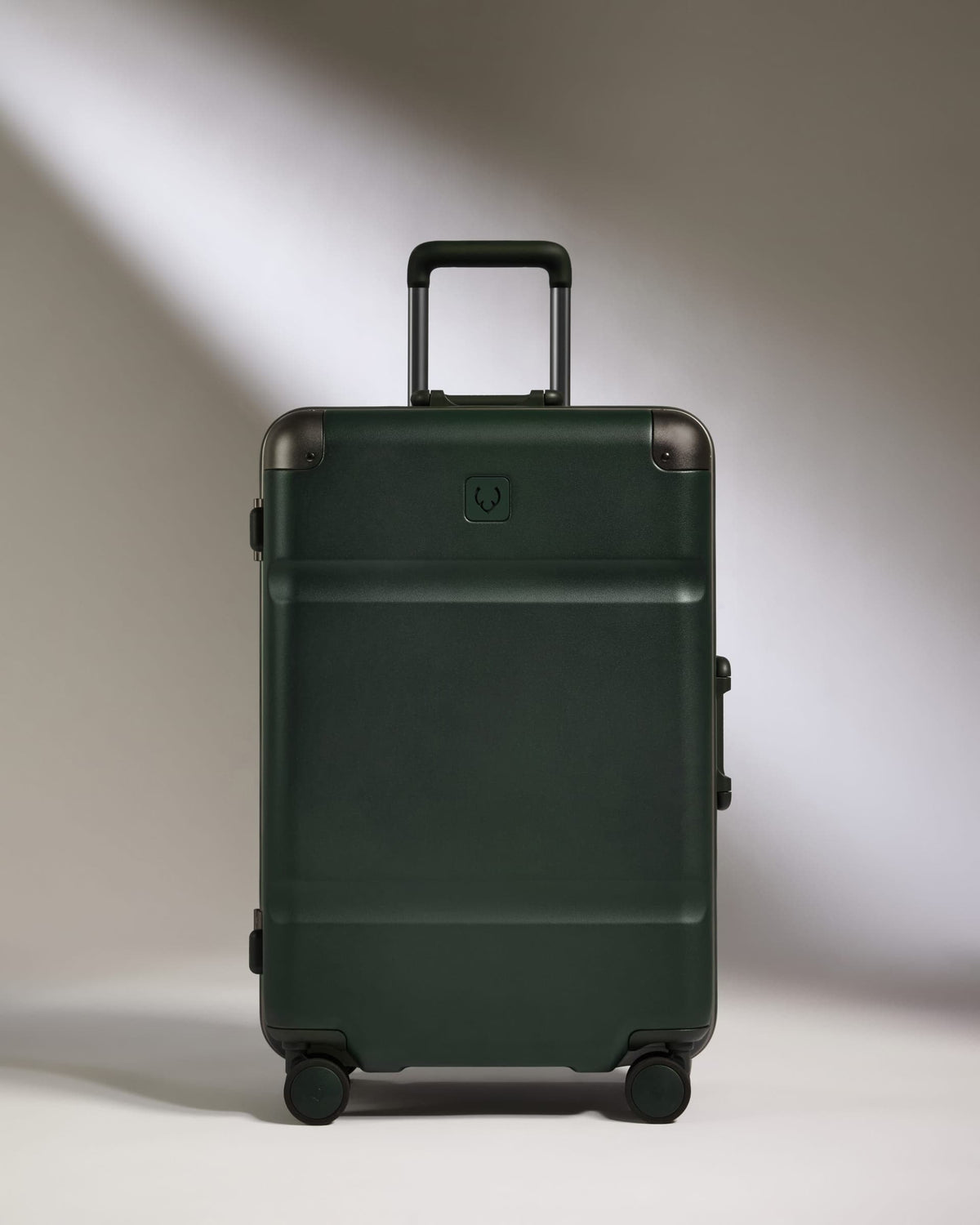 Antler Luggage -  Medium Suitcase in Dark Forest Green - Heritage Stripe - Hard Suitcase Medium Suitcase in Dark Forest Green - Heritage Stripe | Premium Hard Shell Trunk Luggage