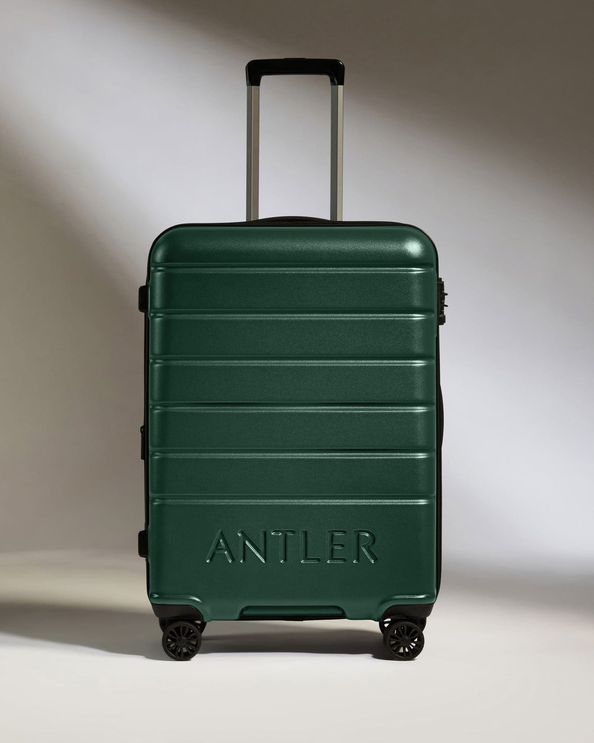 Antler Luggage -  Medium Suitcase in Dark Teal - Logo - Hard Suitcase - Medium Medium Suitcase Dark Teal - Logo | Lightweight Hard Shell Luggage