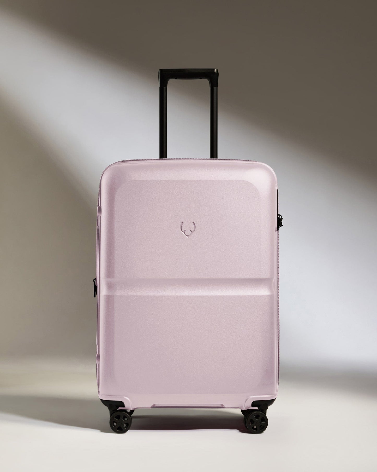 Antler Luggage -  Medium Suitcase in Dusk Pink - Single Stripe - Hard Suitcase - Medium Medium Suitcase in Light Pink - Single Stripe | Check Luggage