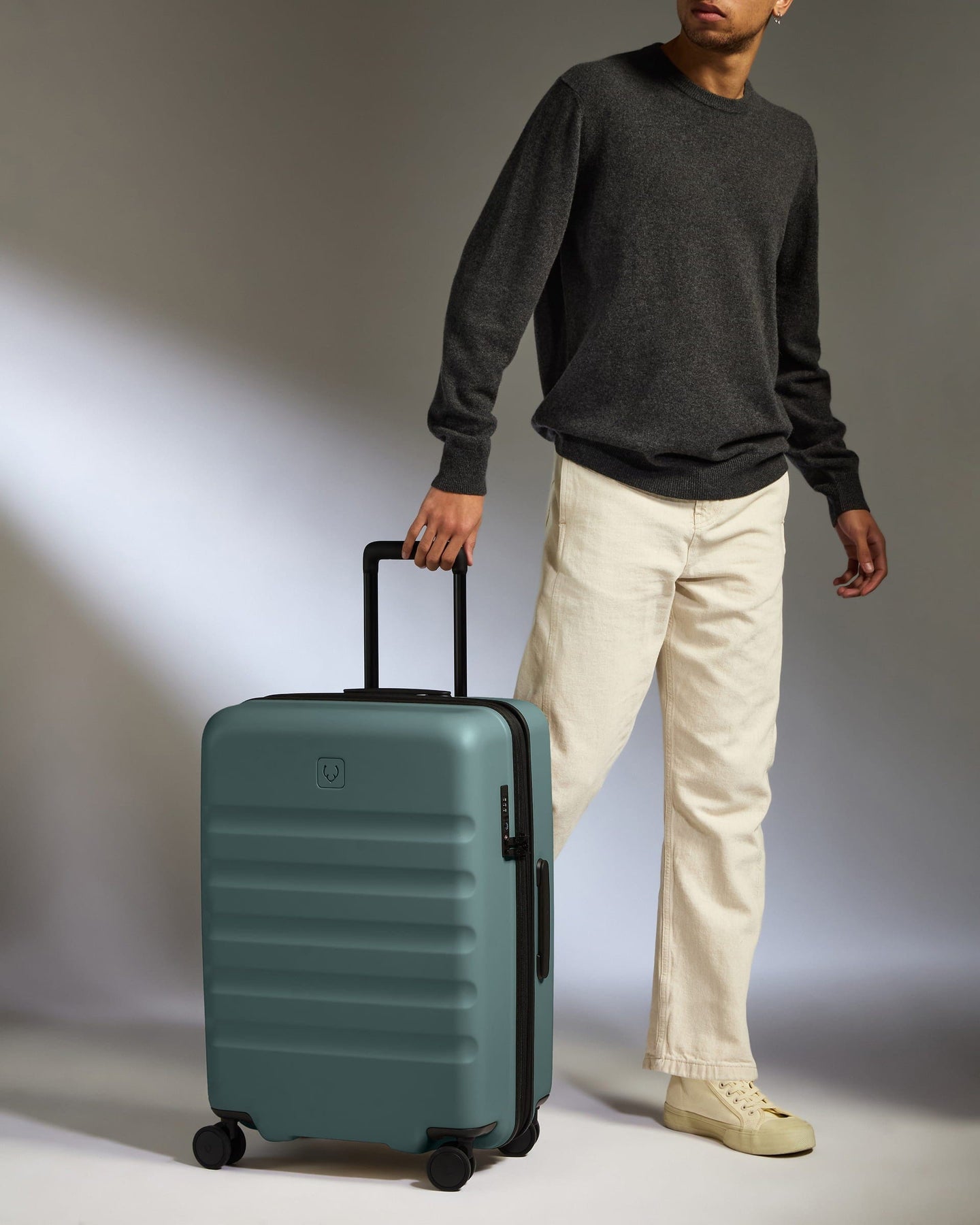 Antler Luggage -  Medium Suitcase in Glade Blue - Icon Stripe - Hard Suitcase - Medium Medium suitcase in Blue - Icon Stripe | Lightweight & Hard Shell Suitcase