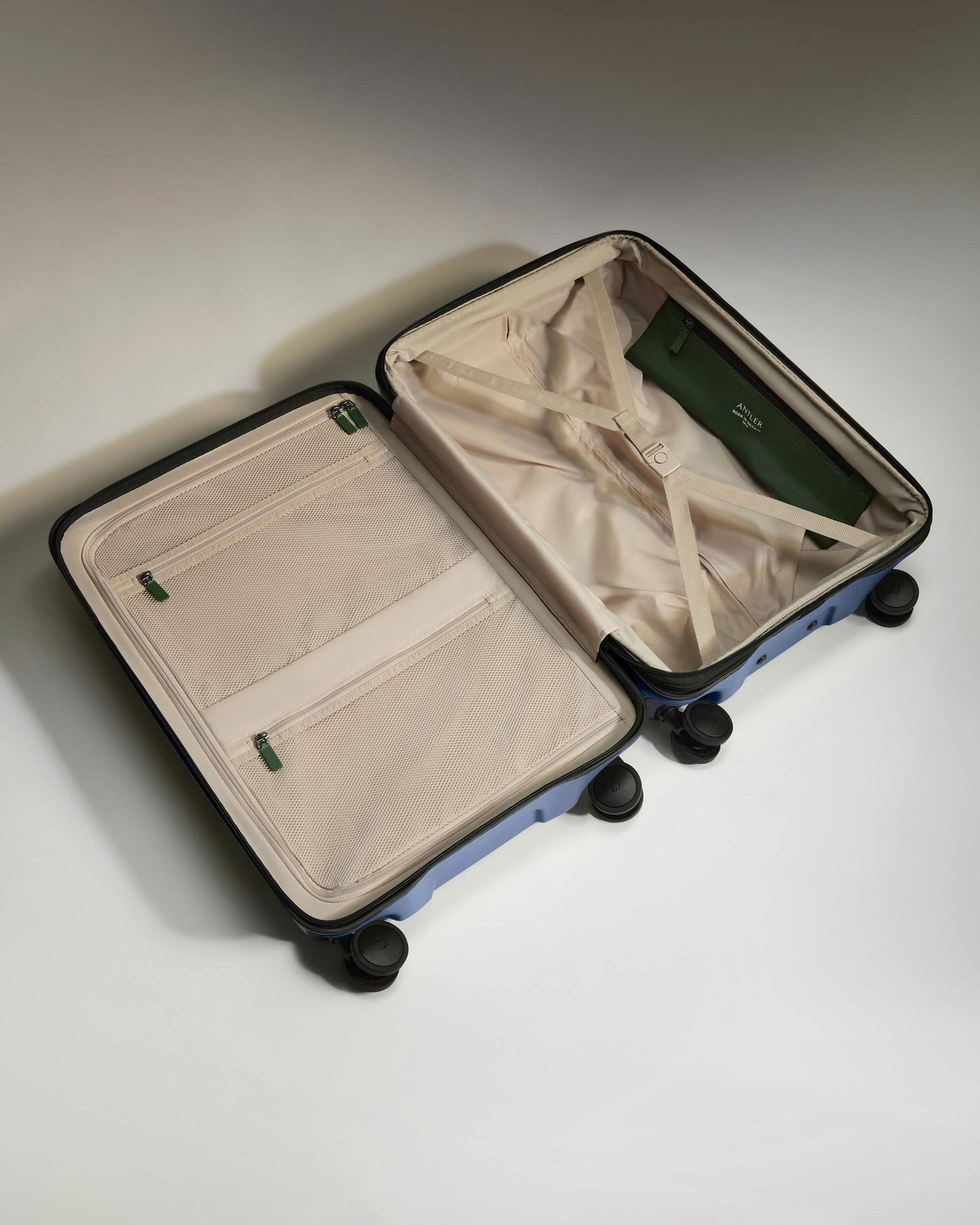 Antler Luggage -  Medium Suitcase in Ocean Blue - Icon Stripe - Hard Suitcase - Medium Medium suitcase in Blue - Icon Stripe | Lightweight & Hard Shell Suitcase