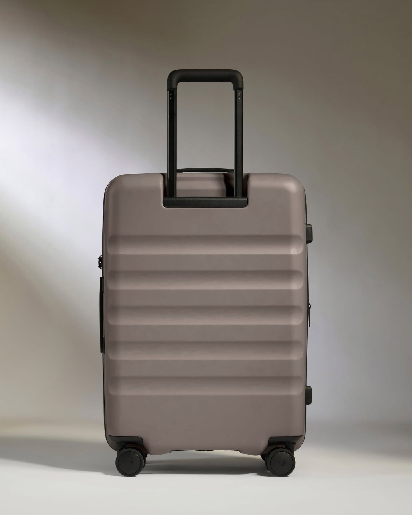 Antler Luggage -  Medium Suitcase in Pebble Grey - Icon Stripe - Hard Suitcase - Medium Medium suitcase in Grey - Icon Stripe | Lightweight & Hard Shell Suitcase