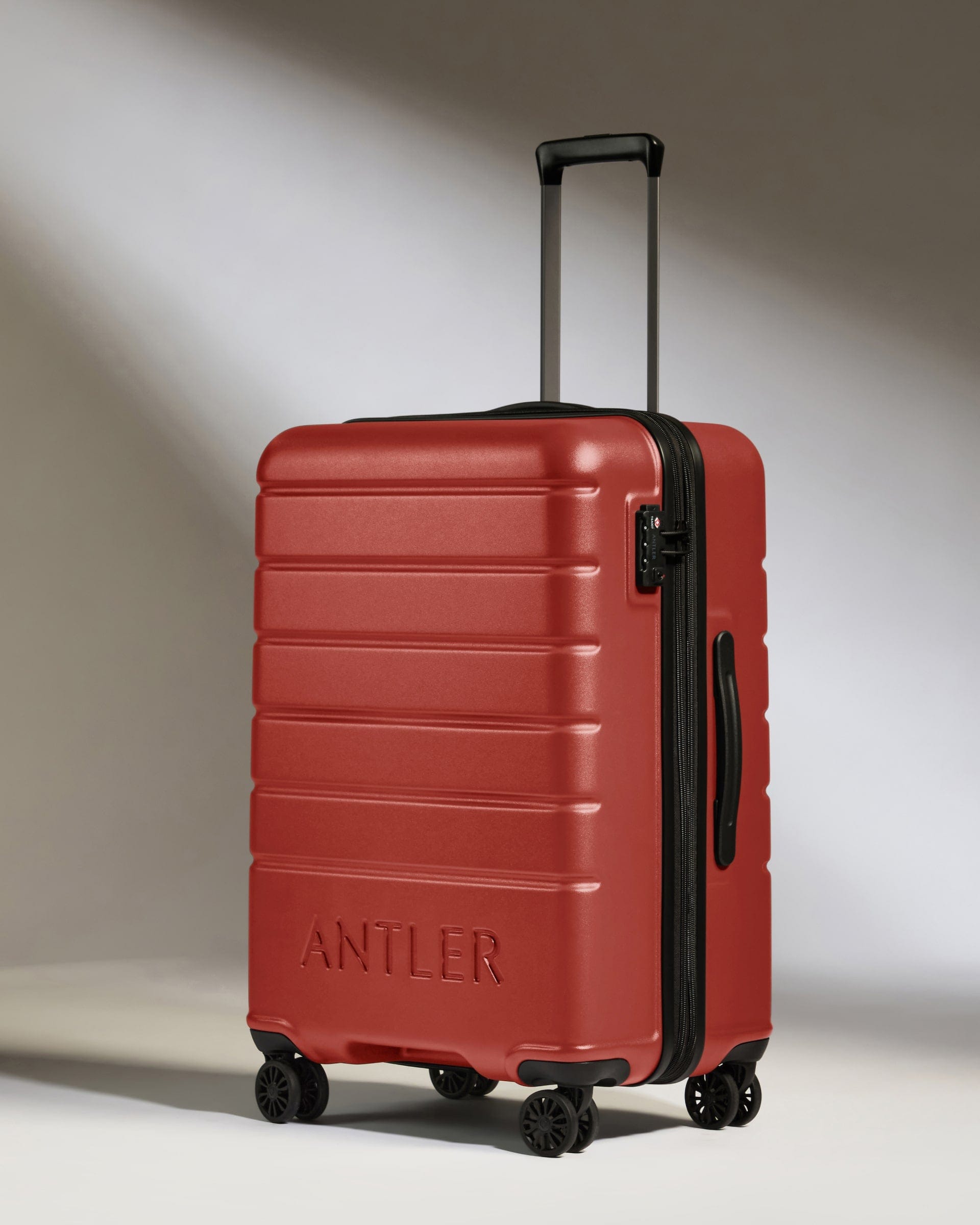 Antler Luggage -  Medium Suitcase in Red Orange - Logo - Hard Suitcase - Medium Medium Suitcase Red Orange - Logo | Lightweight Hard Shell Luggage