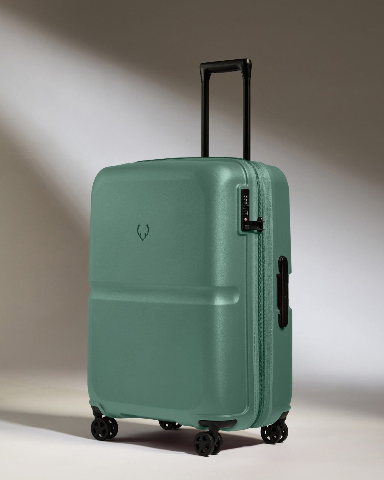 Antler Luggage -  Medium Suitcase in Seagrass Green - Single Stripe - Hard Suitcase - Medium Medium Suitcase in Green - Single Stripe | Check Luggage