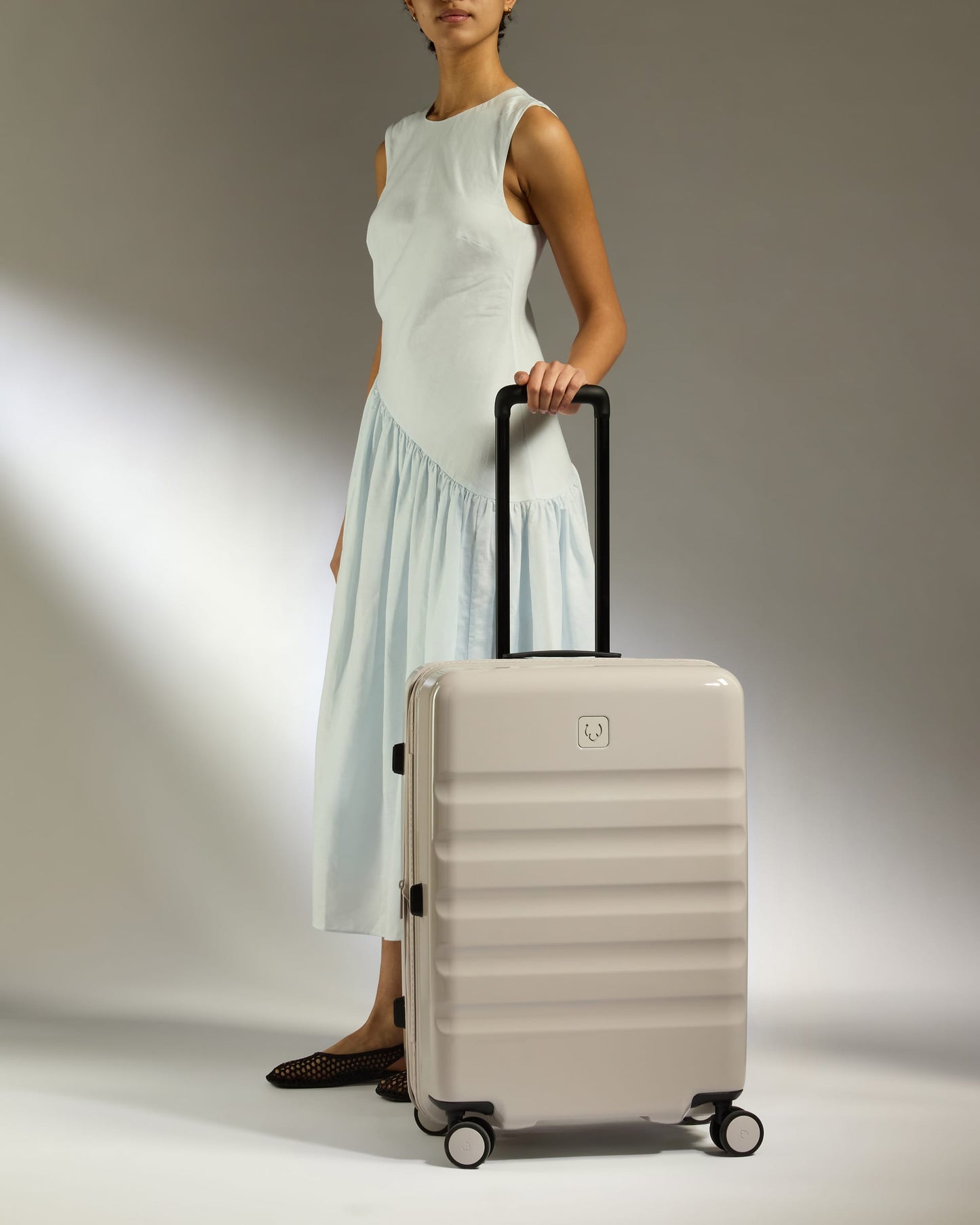 Antler Luggage -  Medium Suitcase in Taupe Gloss - Icon Stripe - Hard Suitcase Medium Suitcase in Taupe Gloss - Icon Stripe | Lightweight & Hard Shell Suitcase