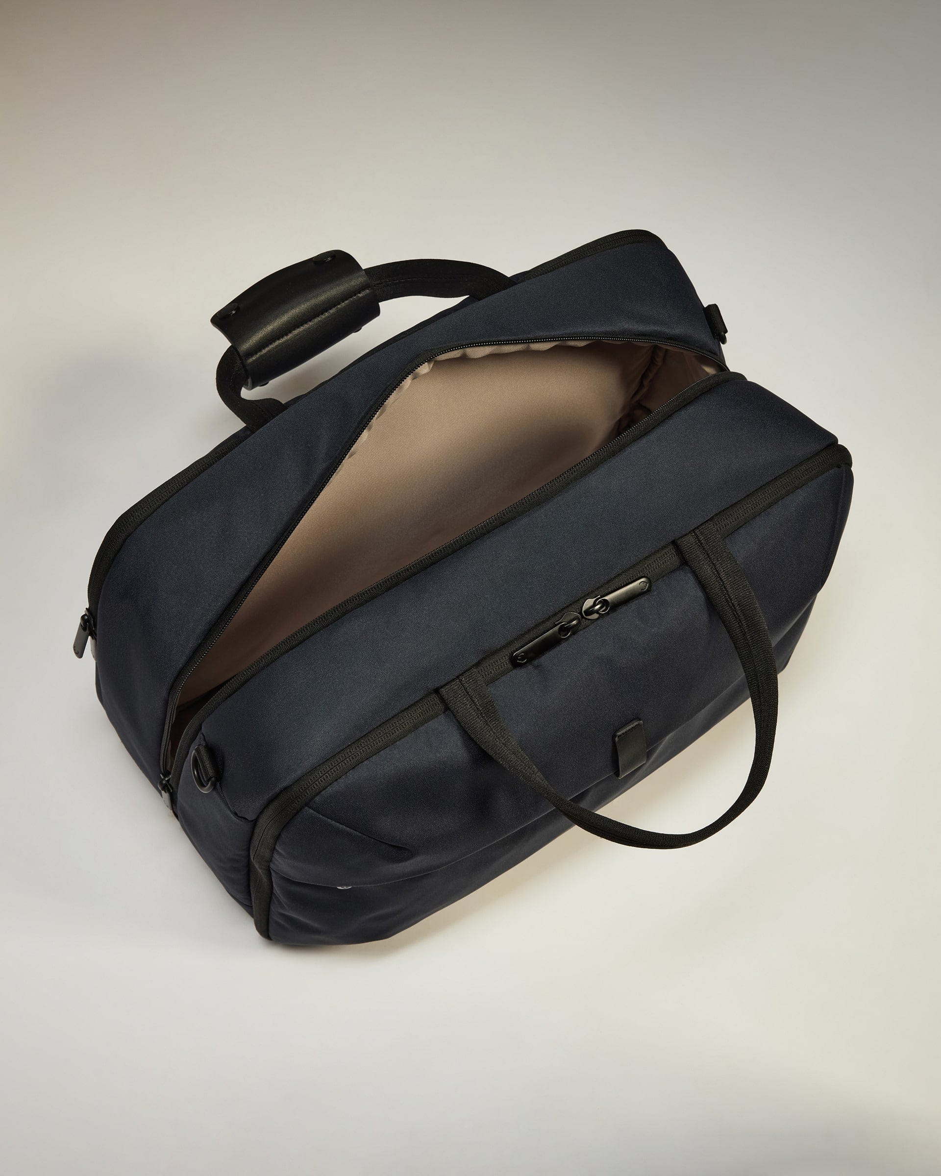 Antler Luggage -  Overnight Bag in Navy - Urban Light - Overnight Bag Overnight Bag in Navy - Urban Light | Weekend Bags & Overnight Travel Bags