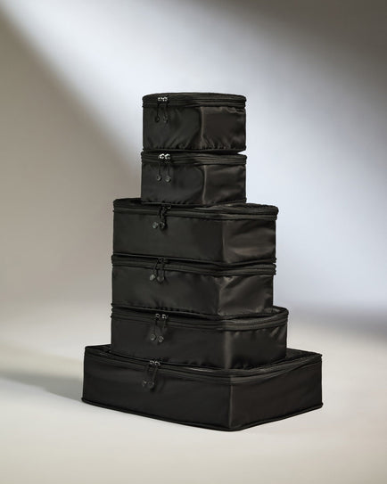 Packing Cubes in Black Set of Travel Accessories Packing