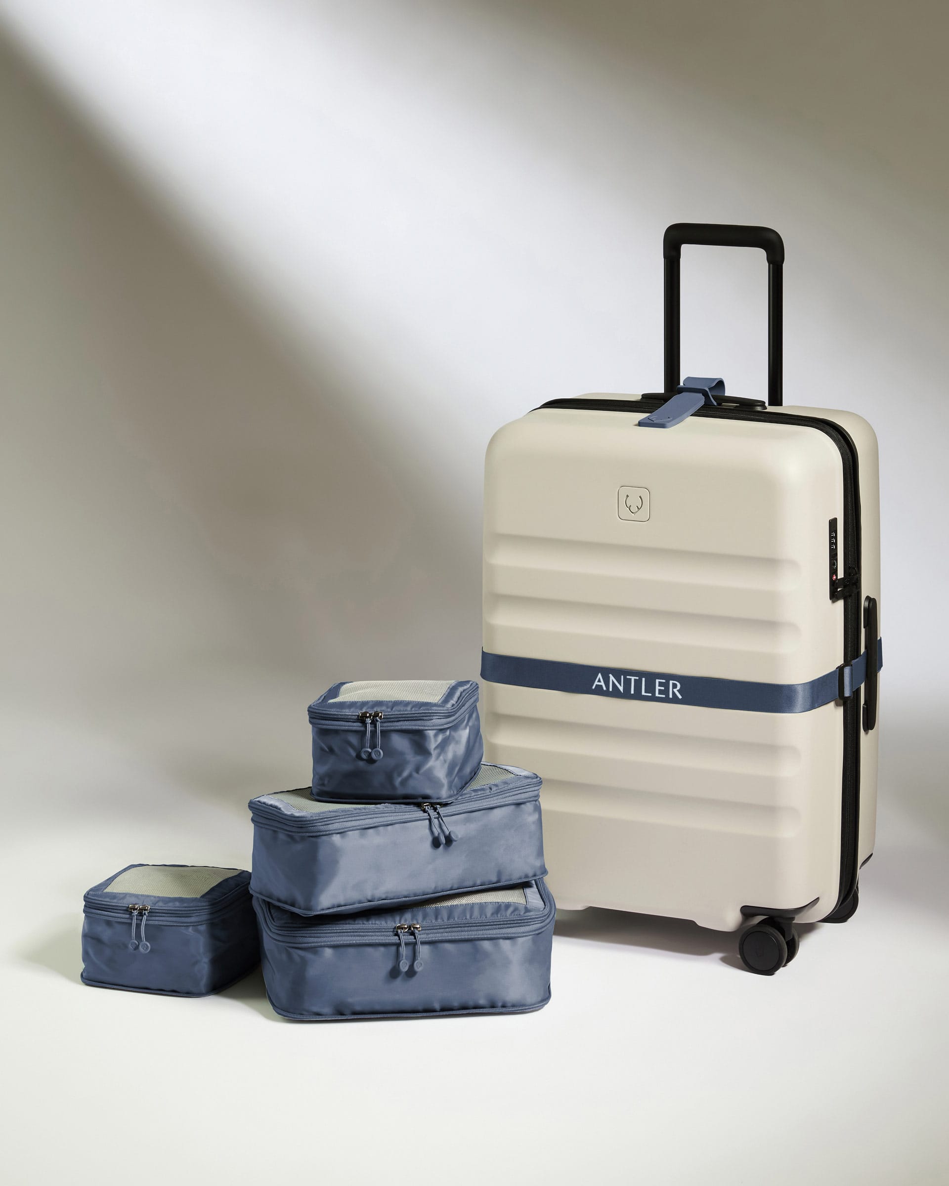 Antler Luggage -  Packing Cubes in Ocean - Set of 4 - Packing Cube - 4 Pk Packing Cubes in Ocean Set of 4 | Travel Accessories | Packing Organiser